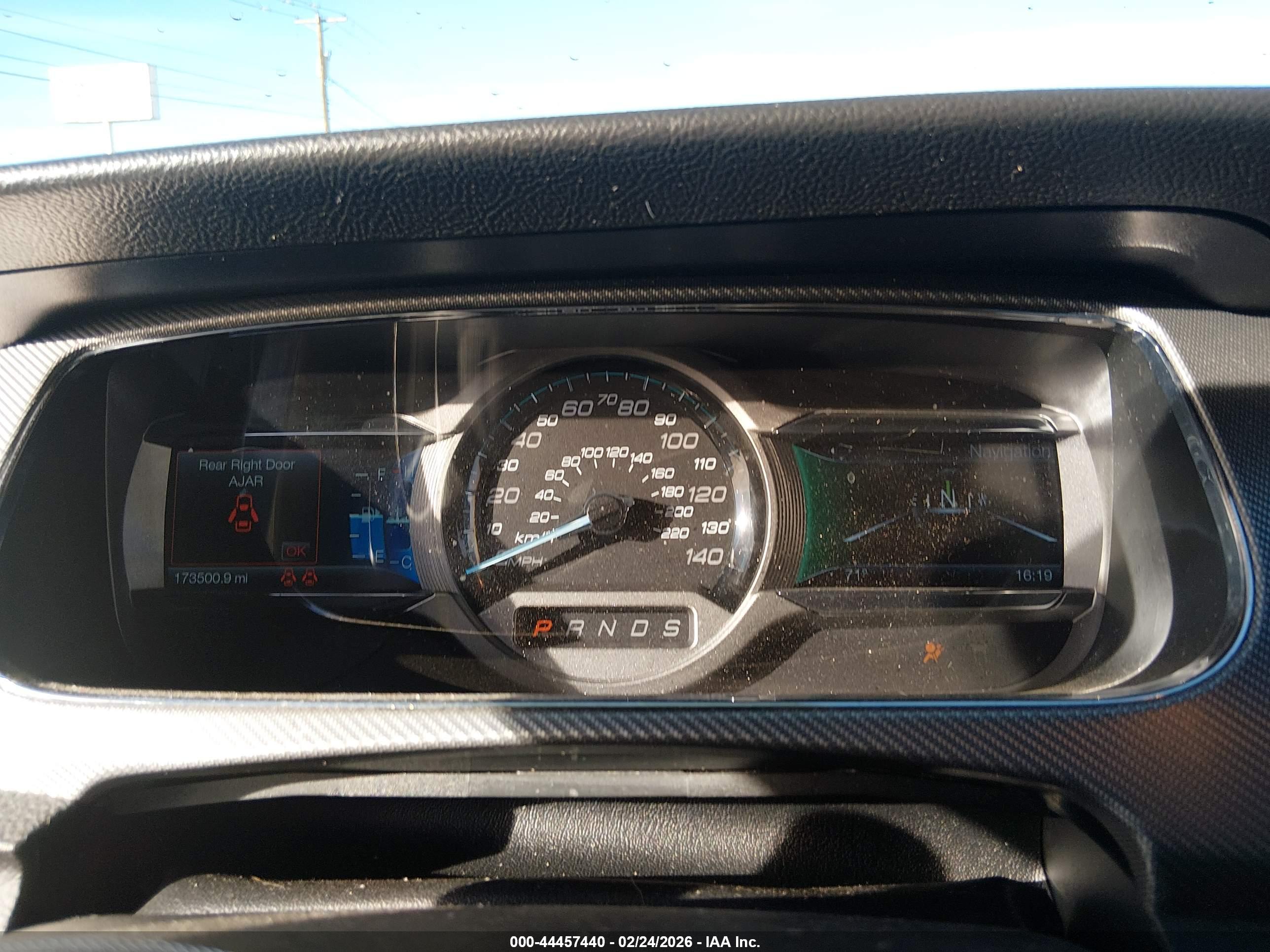 FORD TAURUS image 7