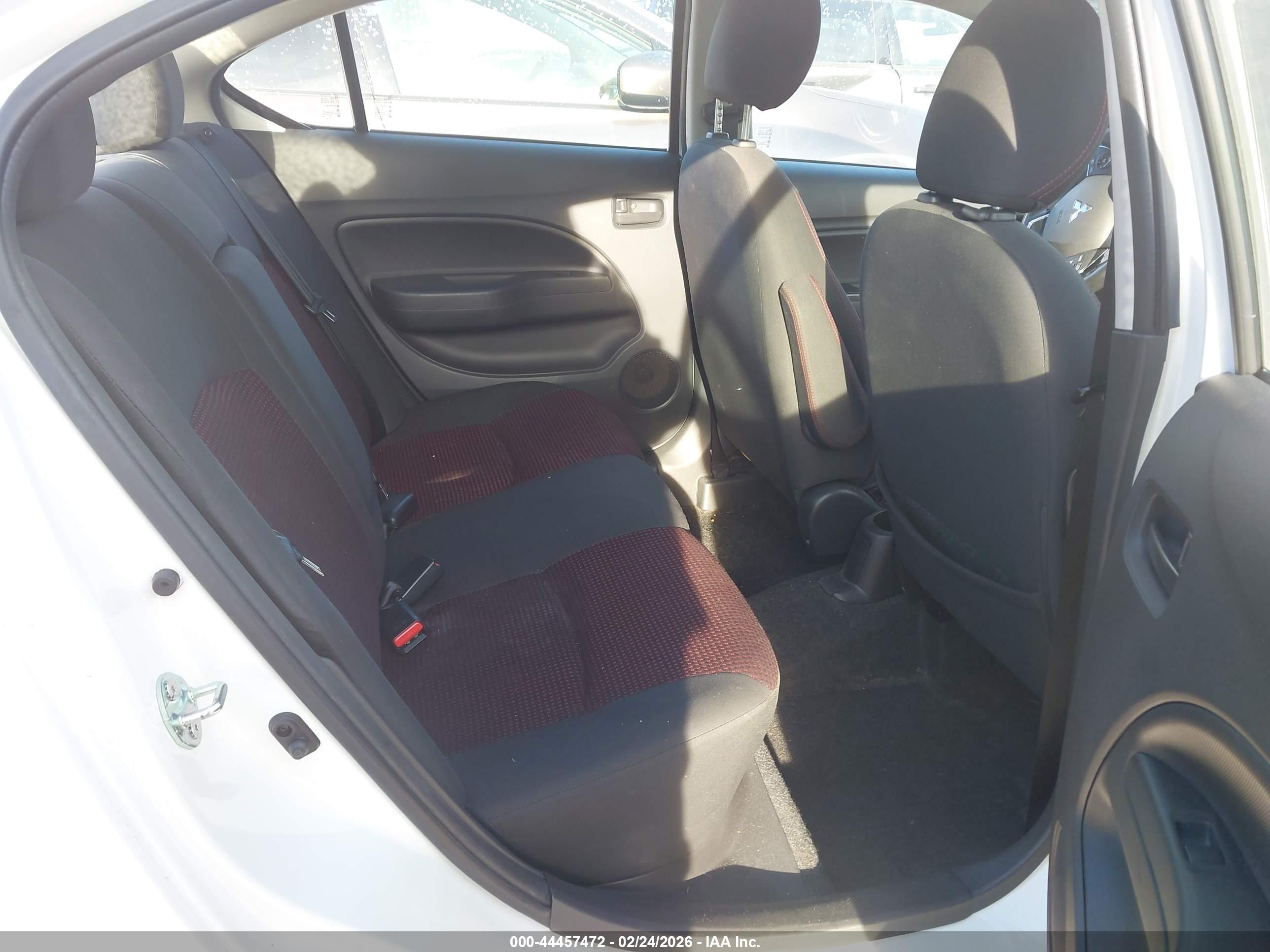 MITSUBISHI MIRAGE image 8