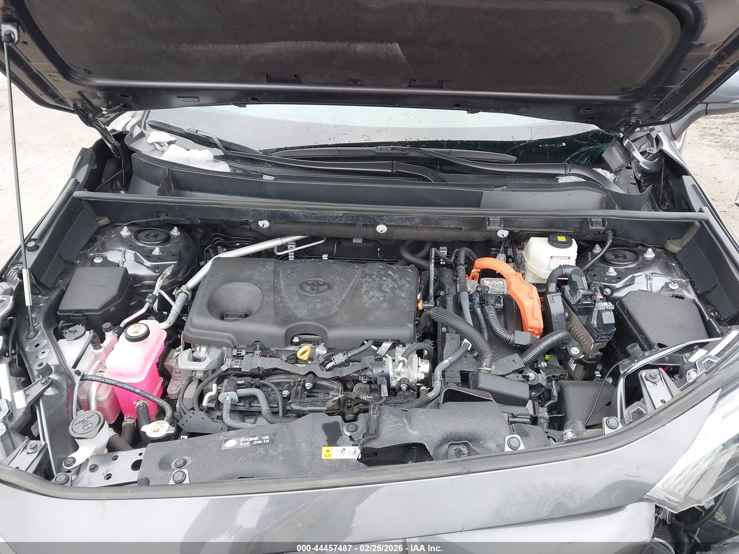 TOYOTA RAV4 image 10