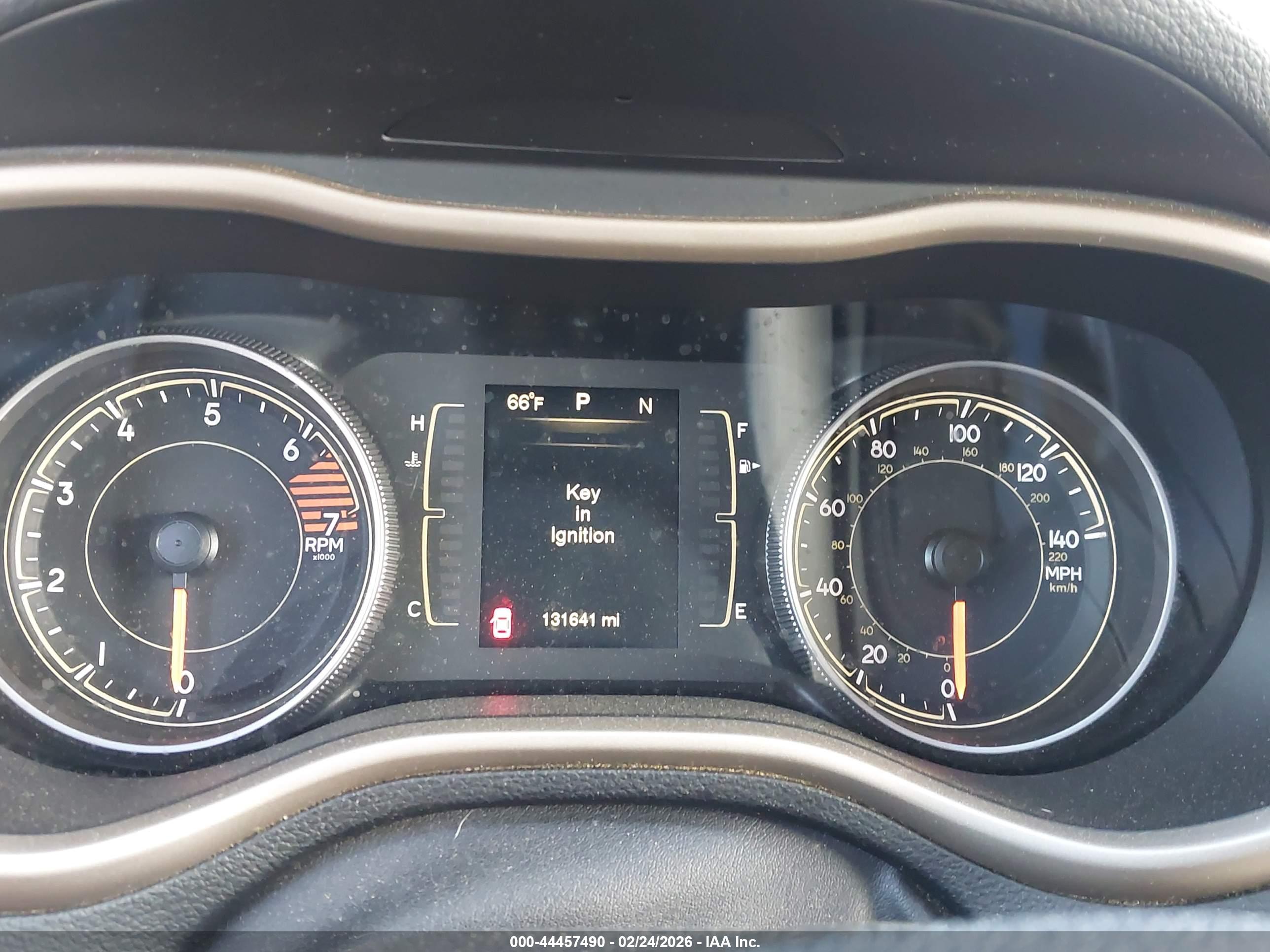 JEEP CHEROKEE image 7