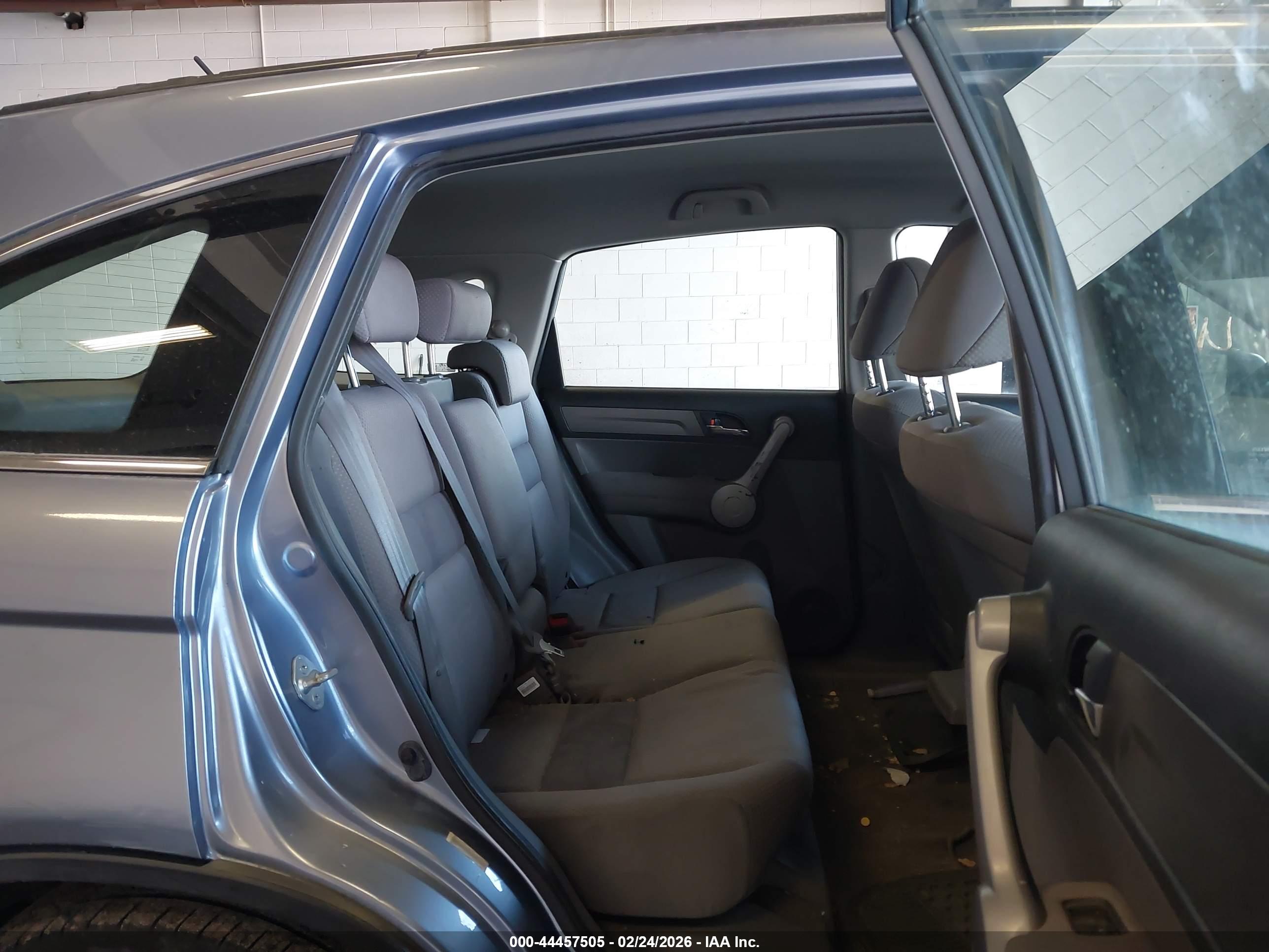 HONDA CR-V image 8