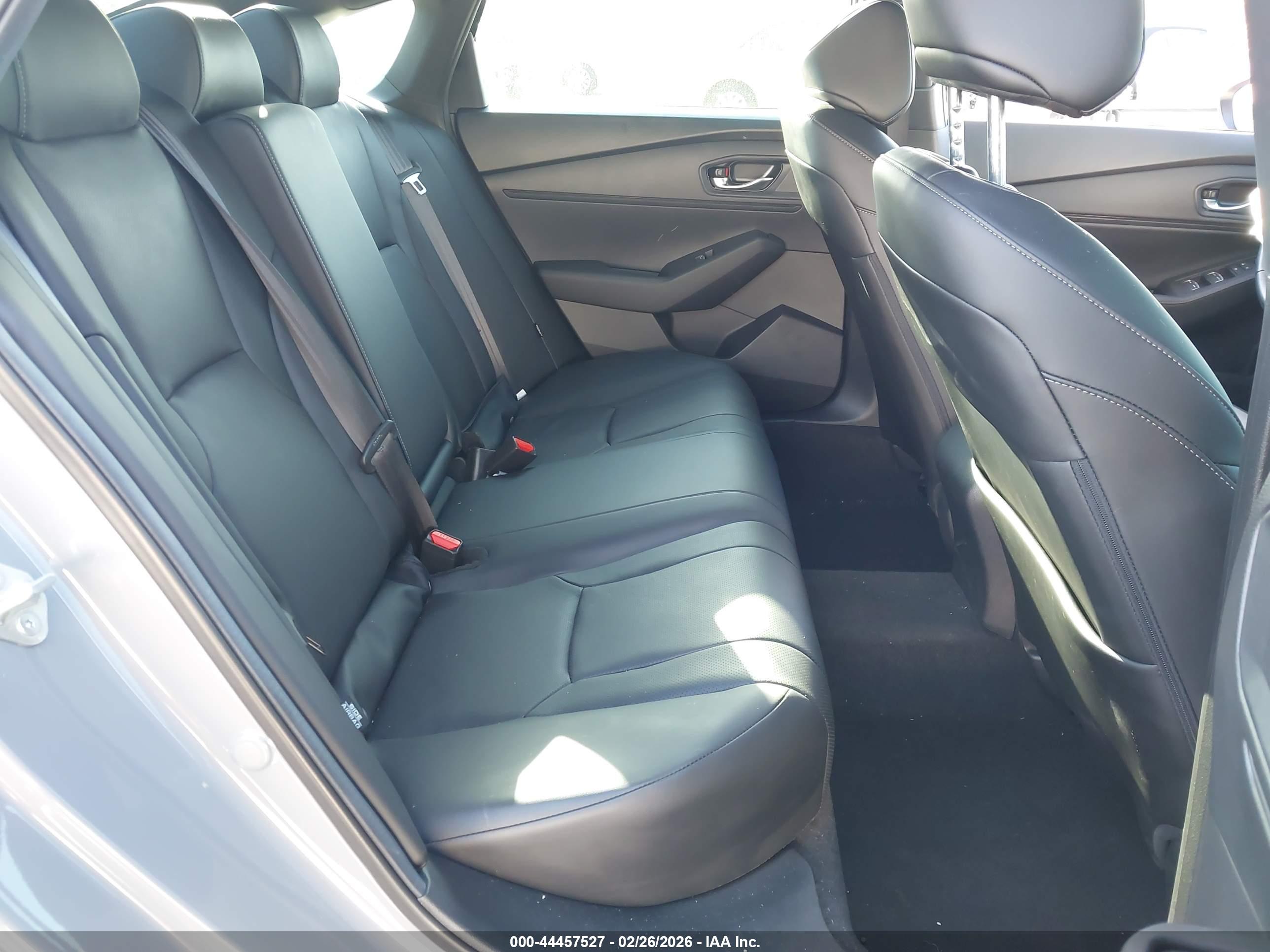 HONDA ACCORD image 8