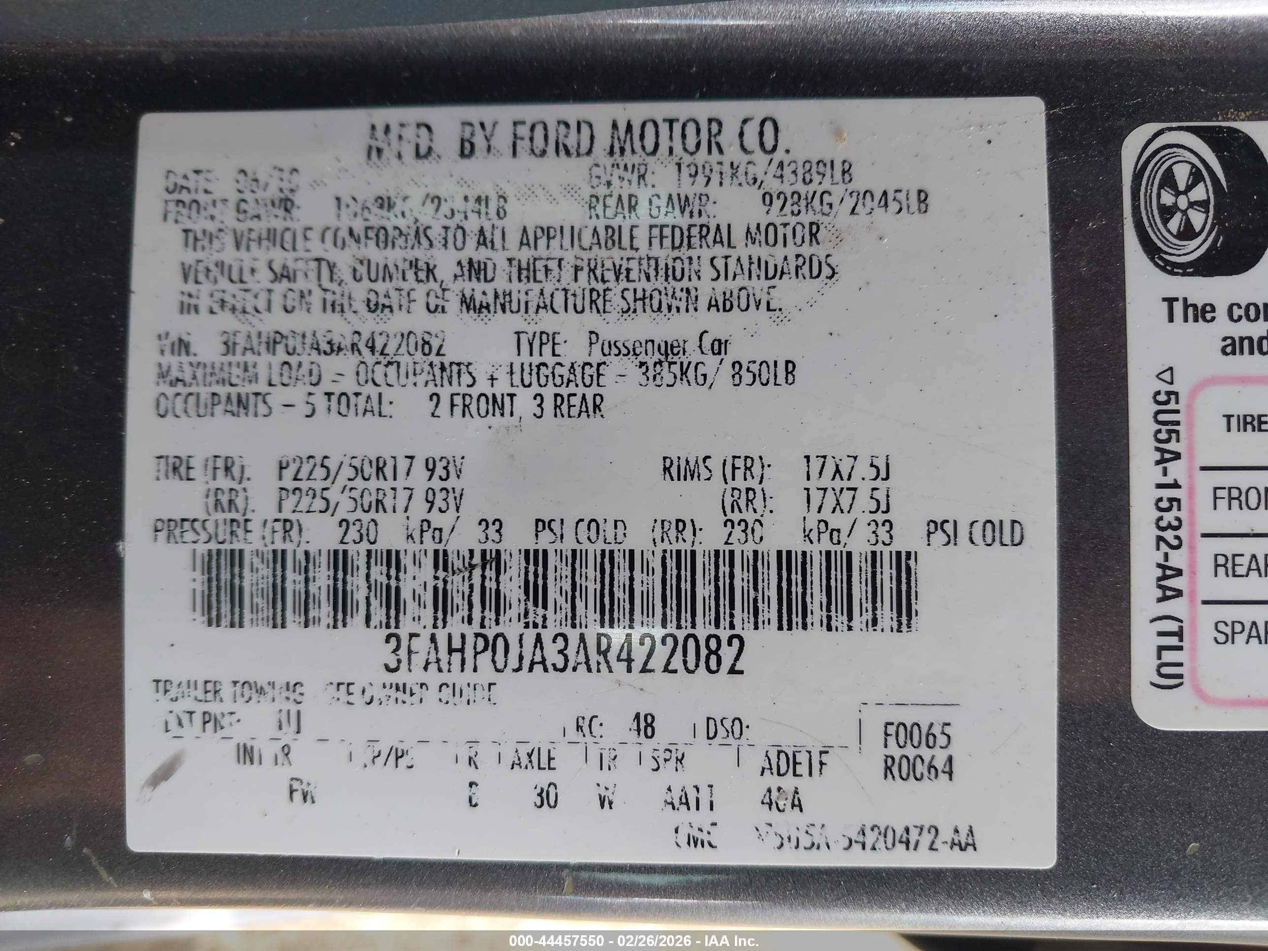 FORD FUSION image 9