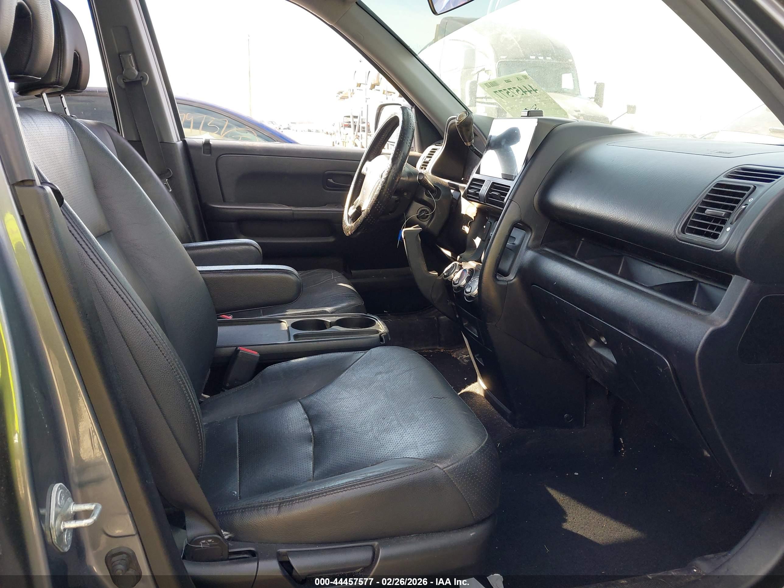 HONDA CR-V image 5