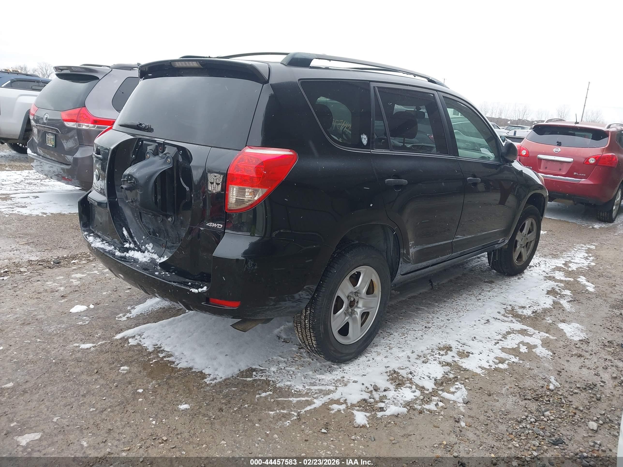TOYOTA RAV4 image 4