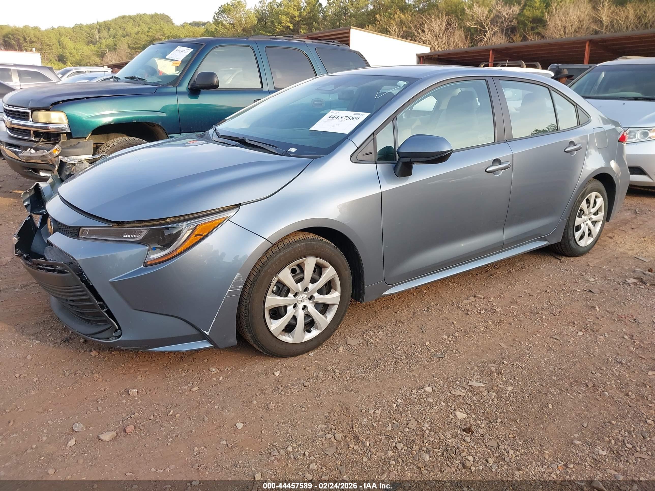 TOYOTA COROLLA image 2