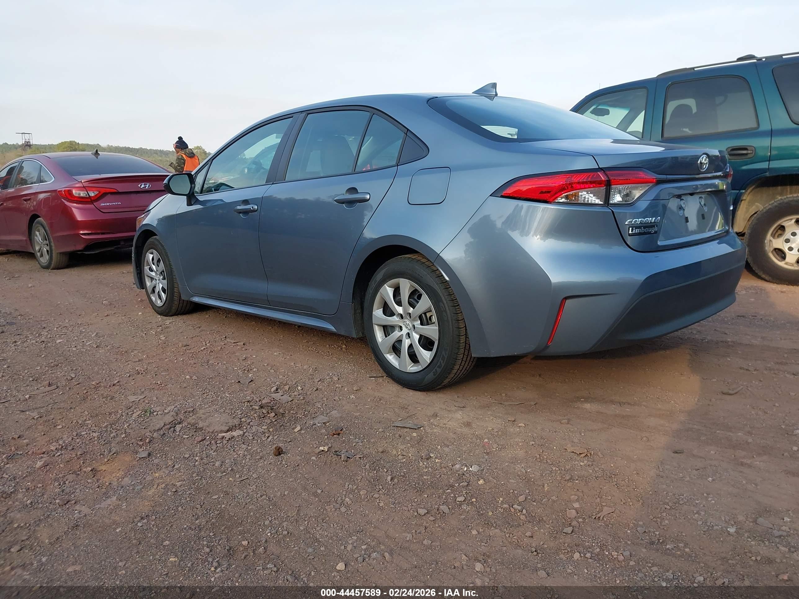 TOYOTA COROLLA image 3