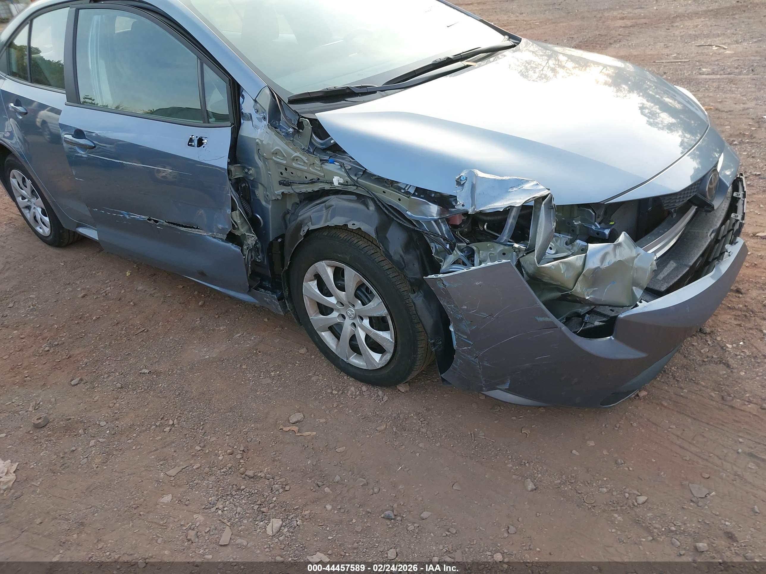 TOYOTA COROLLA image 6