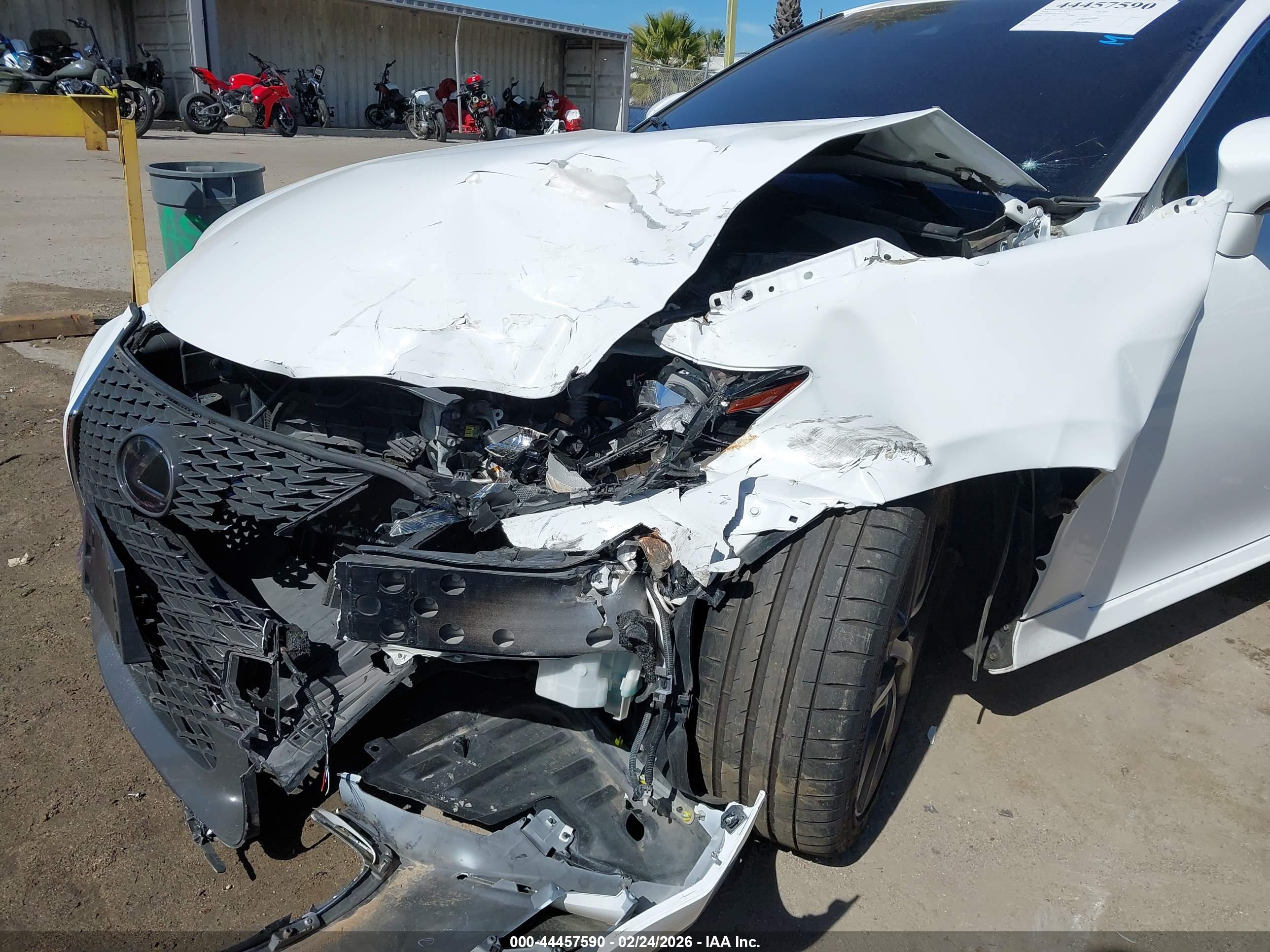 LEXUS GS image 6