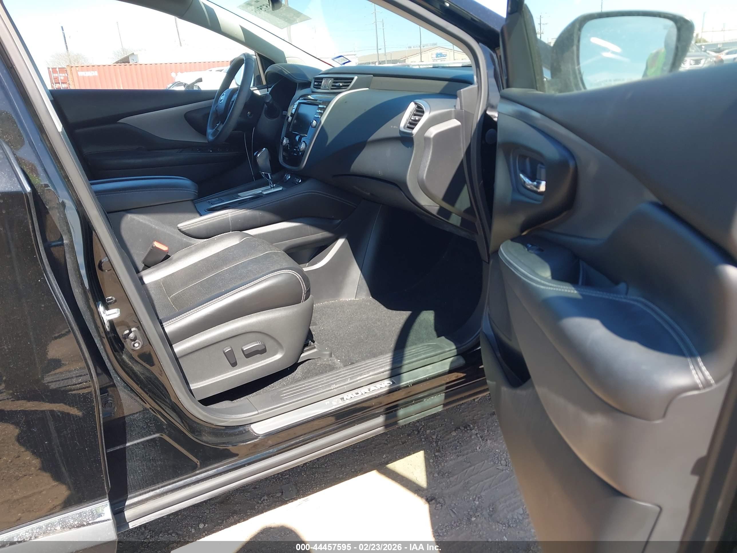 NISSAN MURANO image 5
