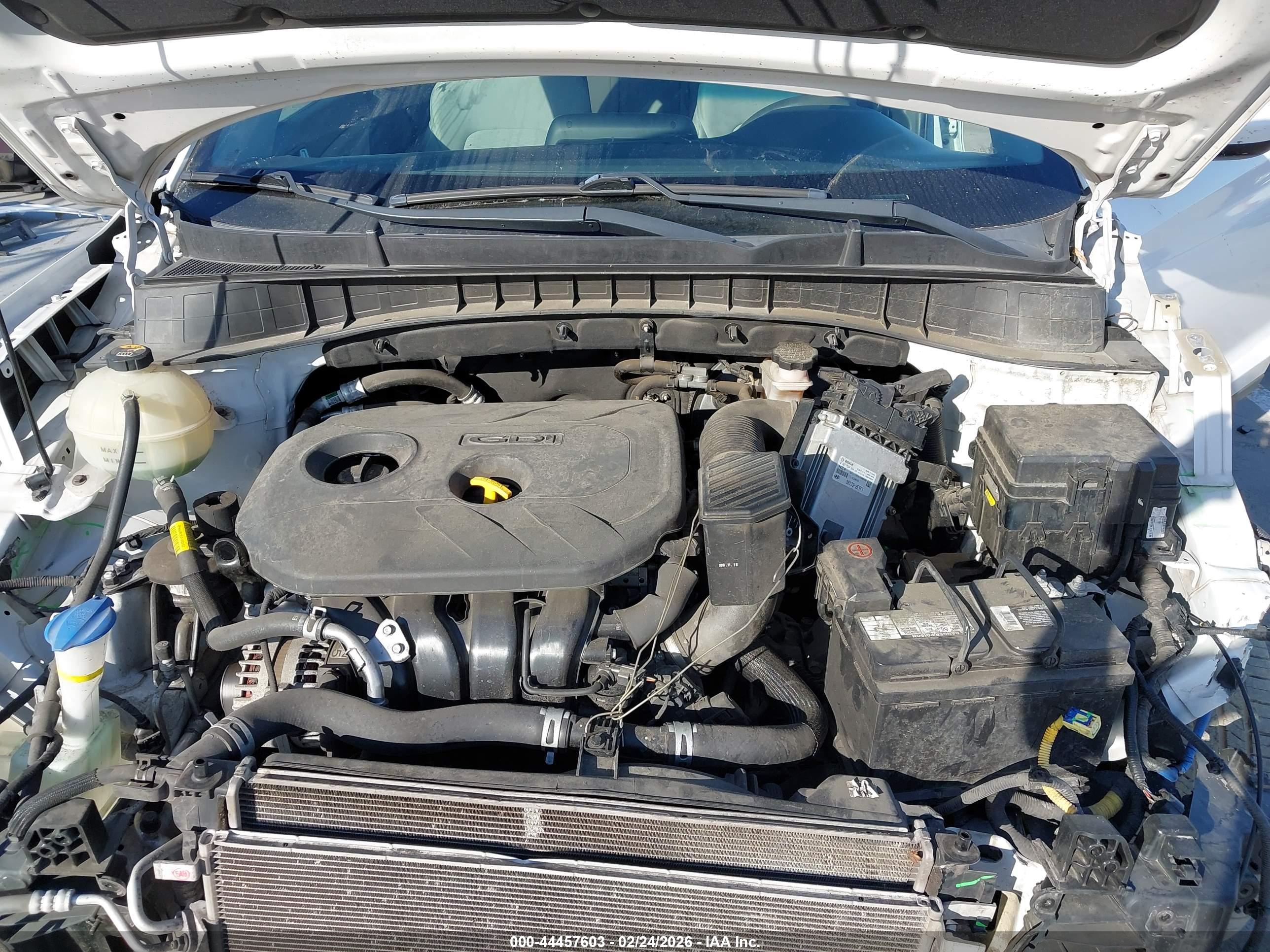 HYUNDAI TUCSON image 10