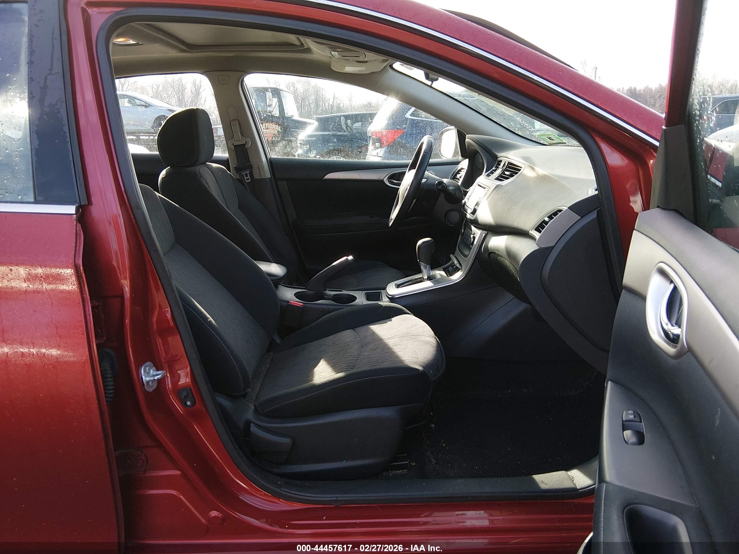 NISSAN SENTRA image 5
