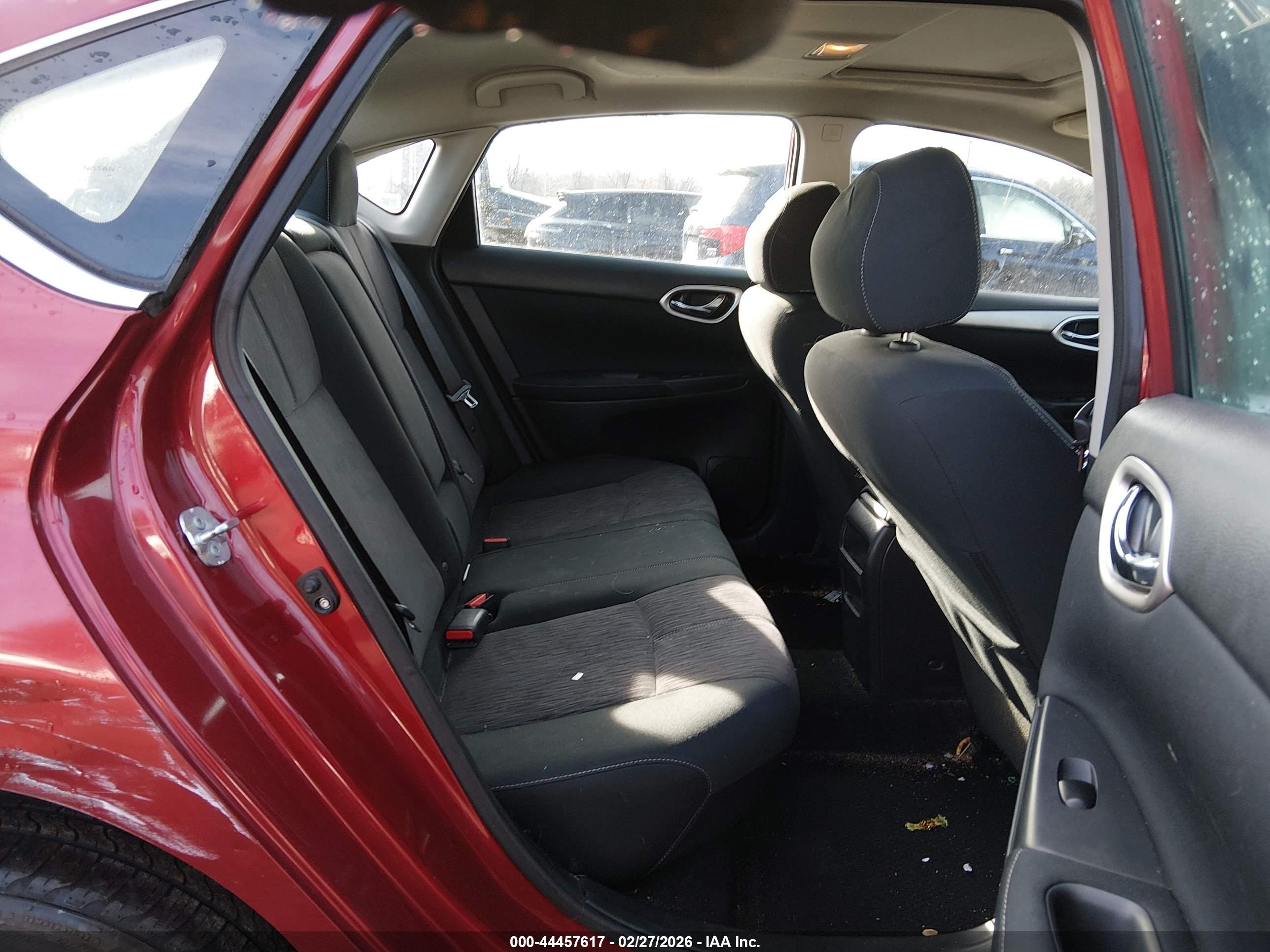 NISSAN SENTRA image 8