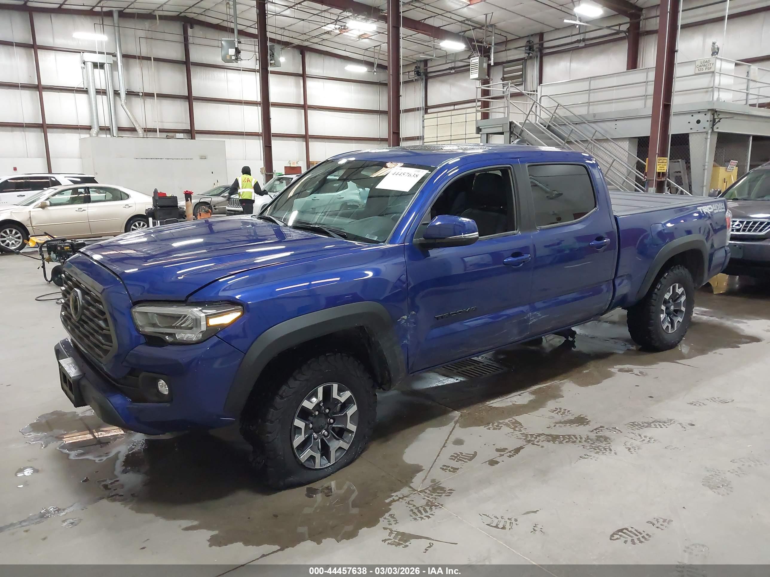 TOYOTA TACOMA image 2