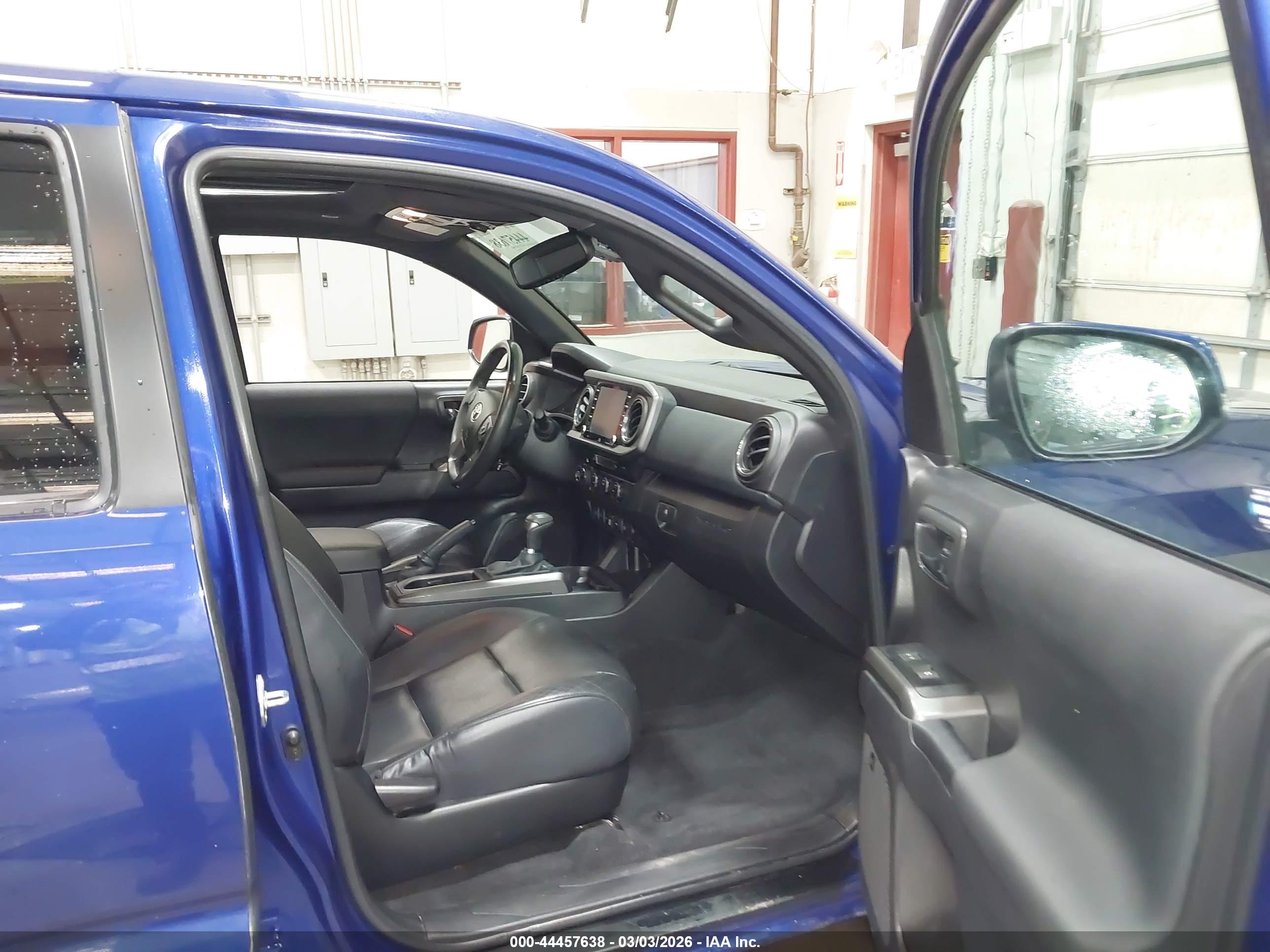 TOYOTA TACOMA image 5