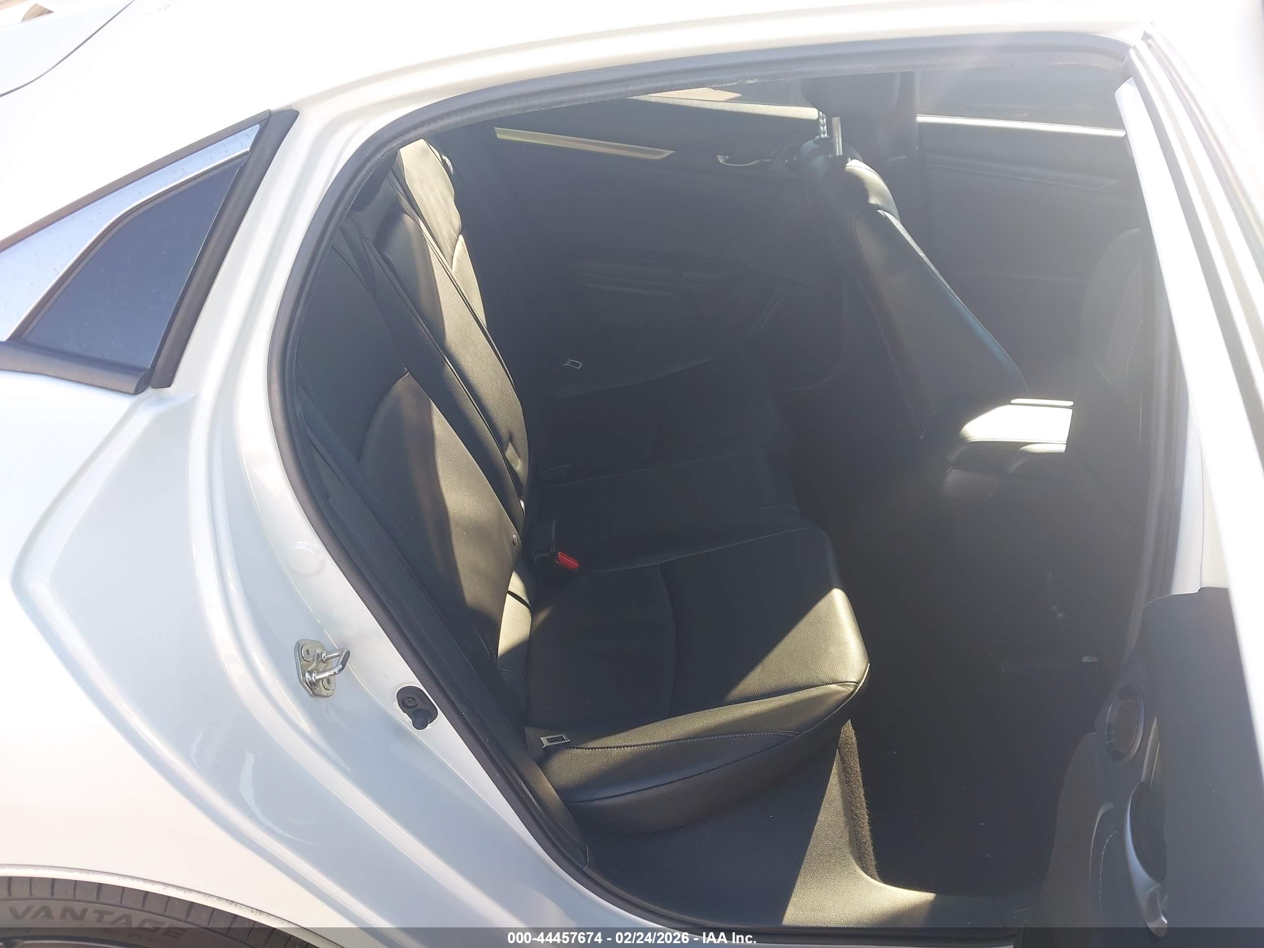 HONDA CIVIC image 8