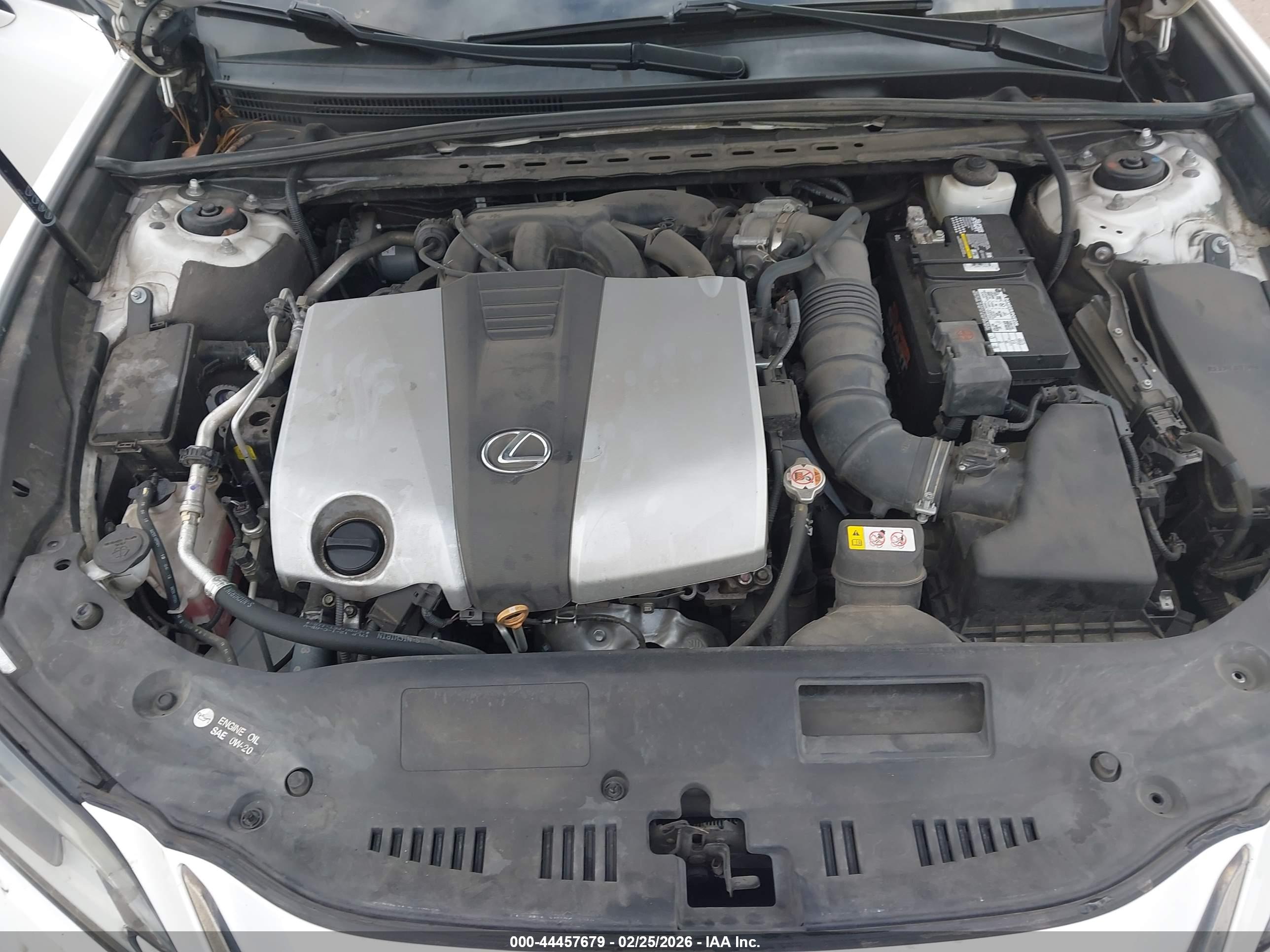LEXUS ES image 10