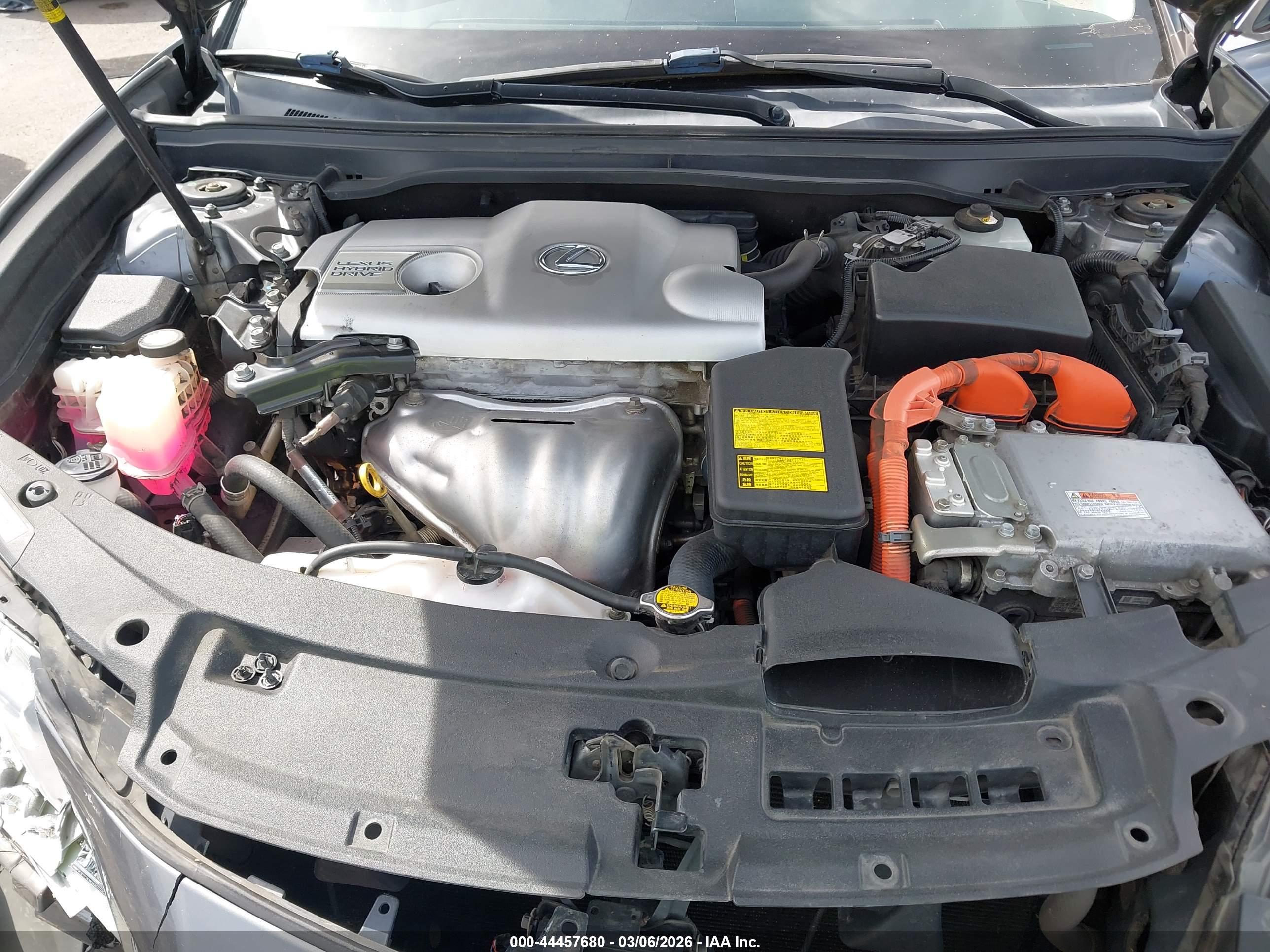 LEXUS ES image 10