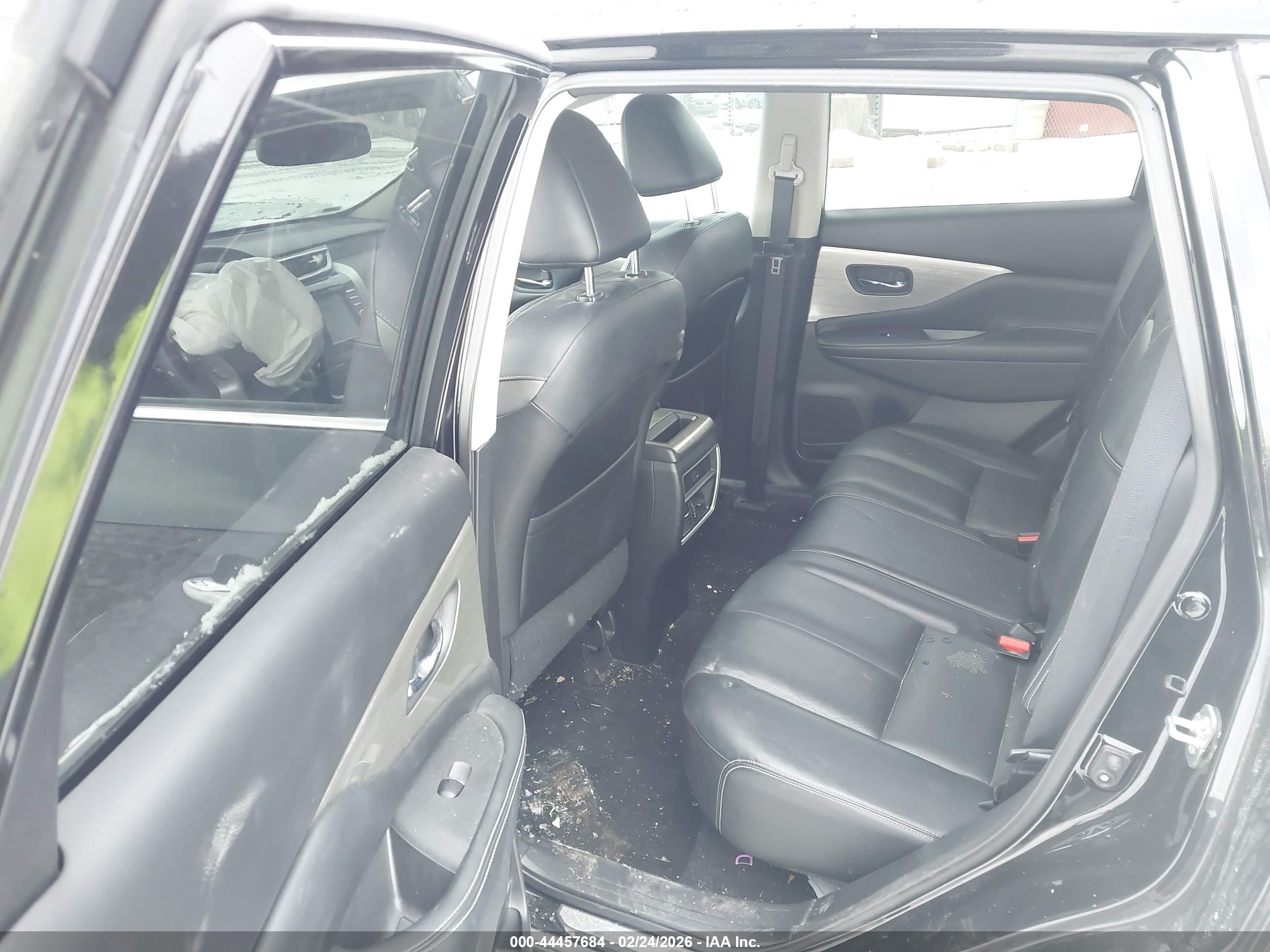 NISSAN MURANO image 8