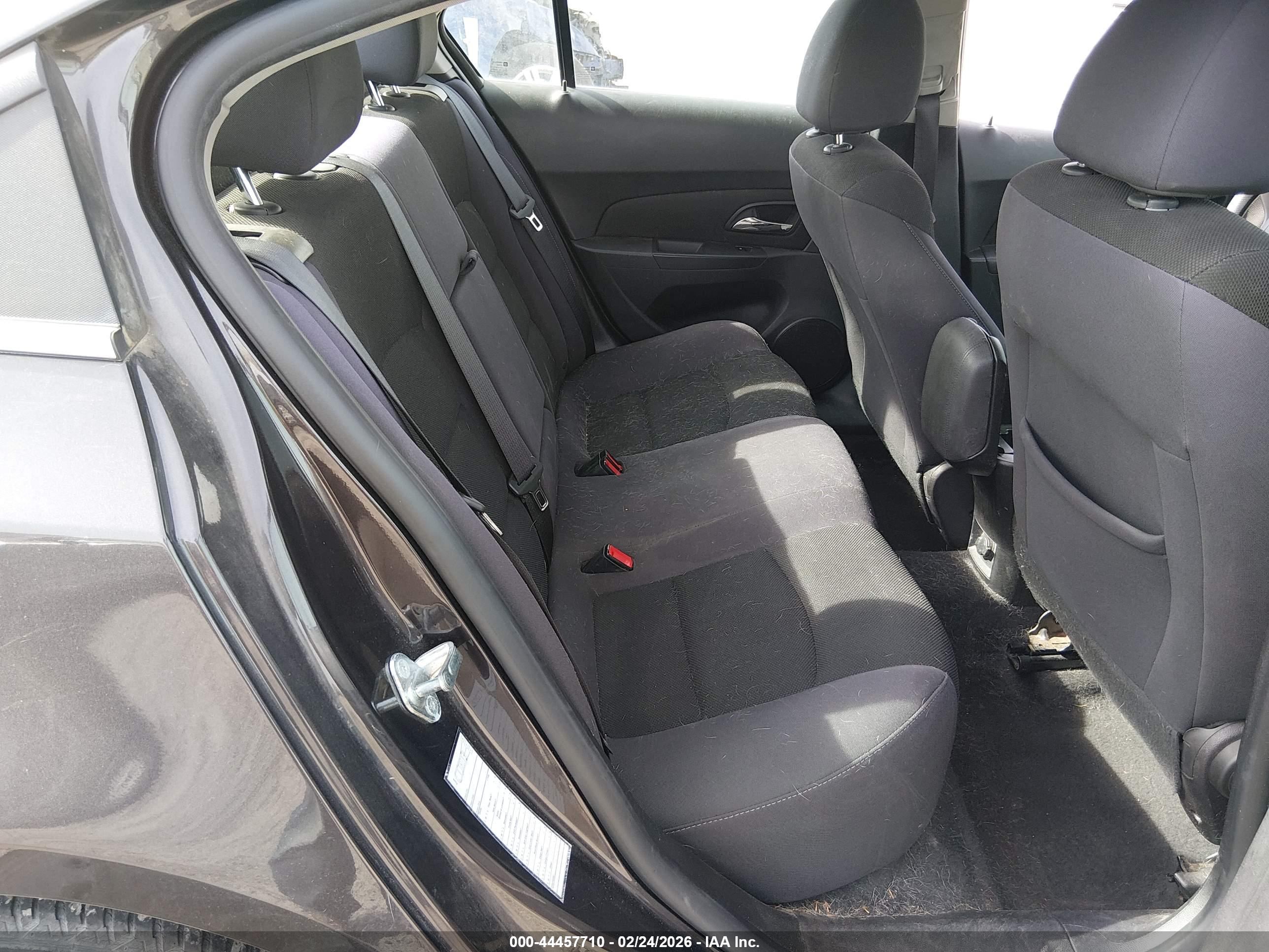 CHEVROLET CRUZE image 8