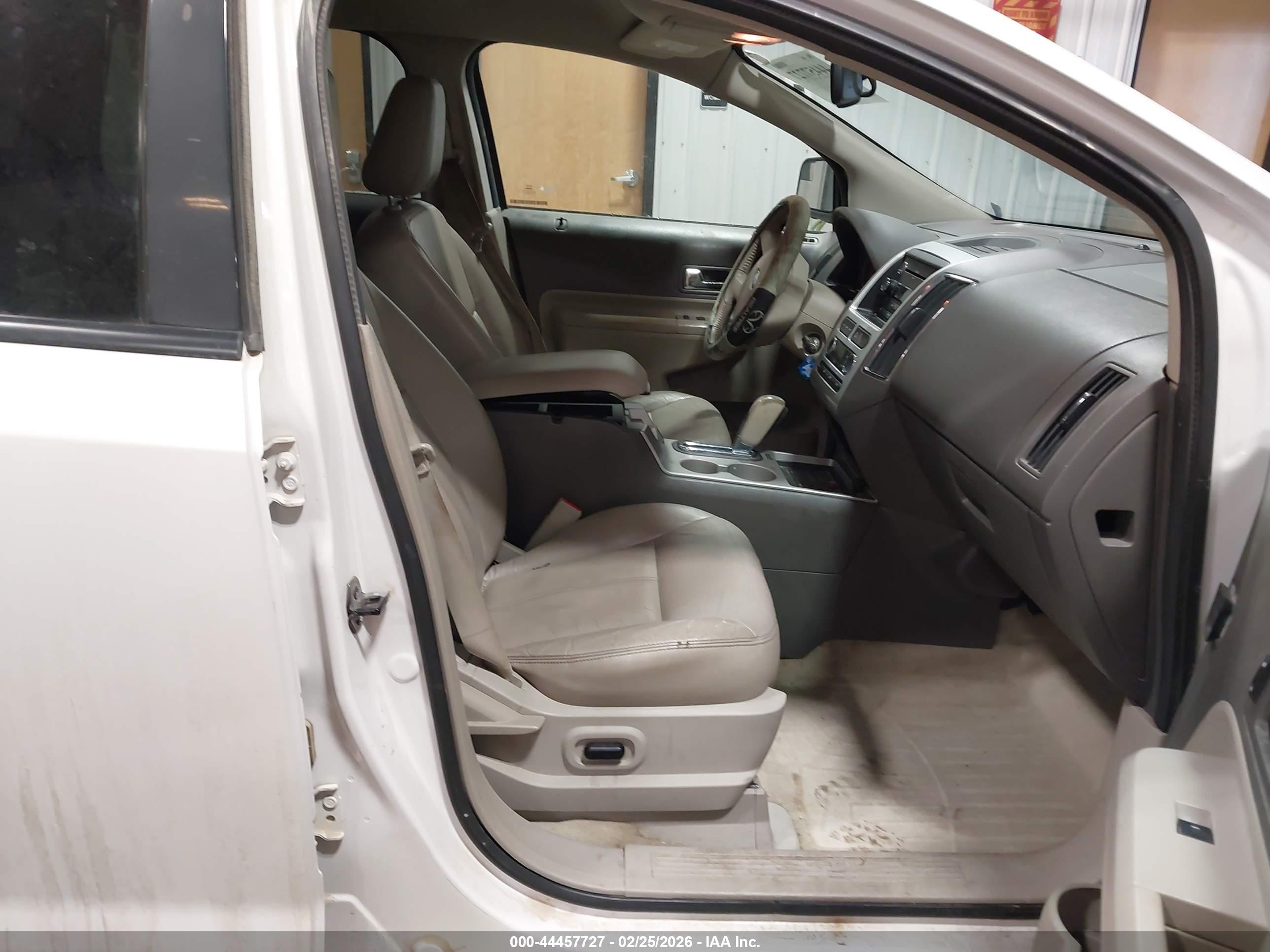 FORD EDGE image 5