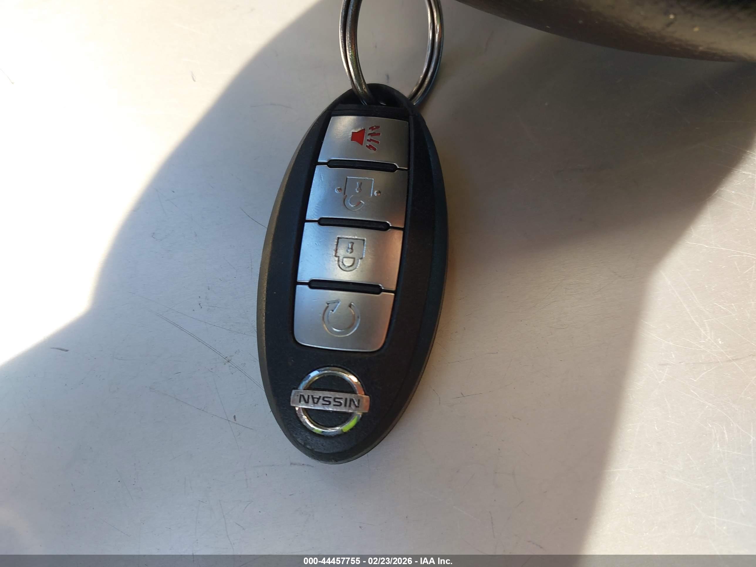 NISSAN MURANO image 11