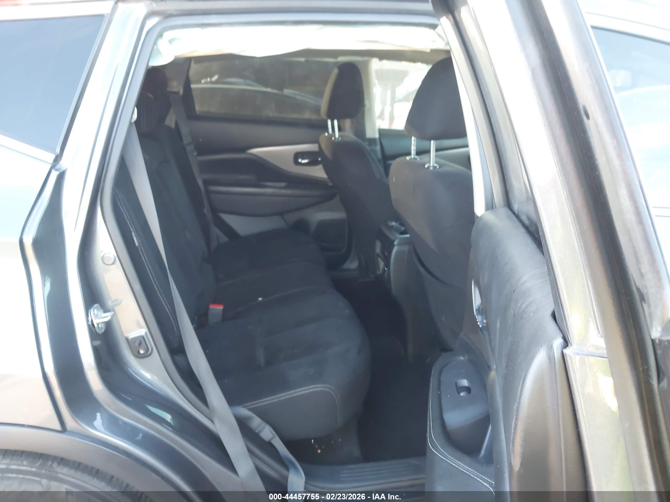 NISSAN MURANO image 8