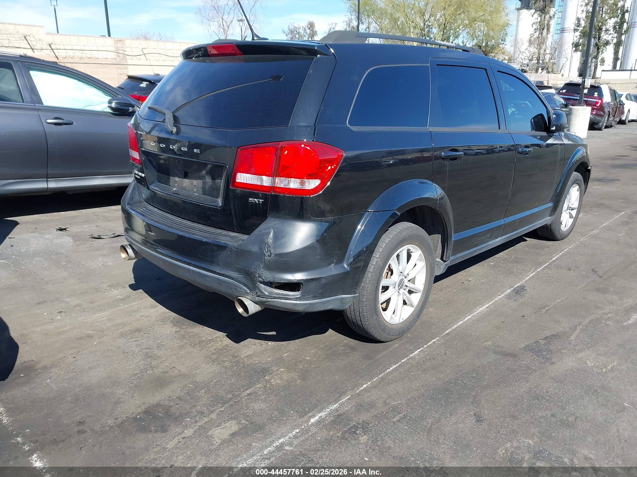 DODGE JOURNEY image 4