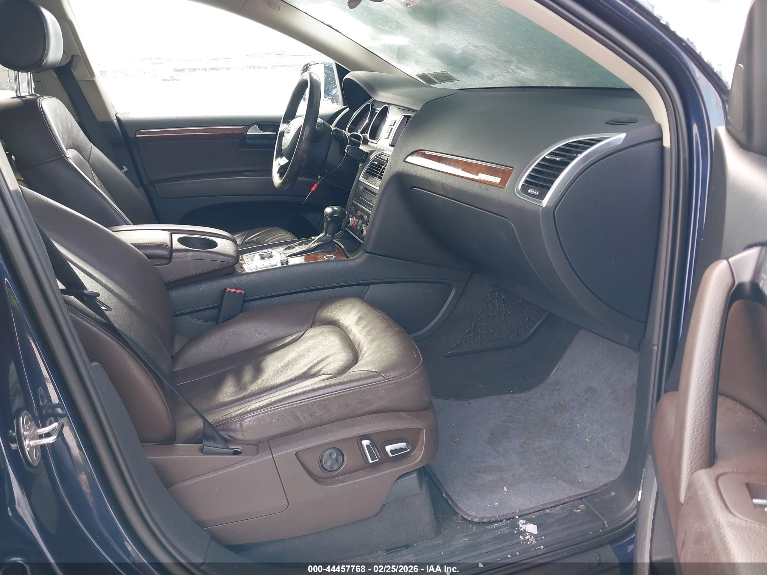 AUDI Q7 image 5