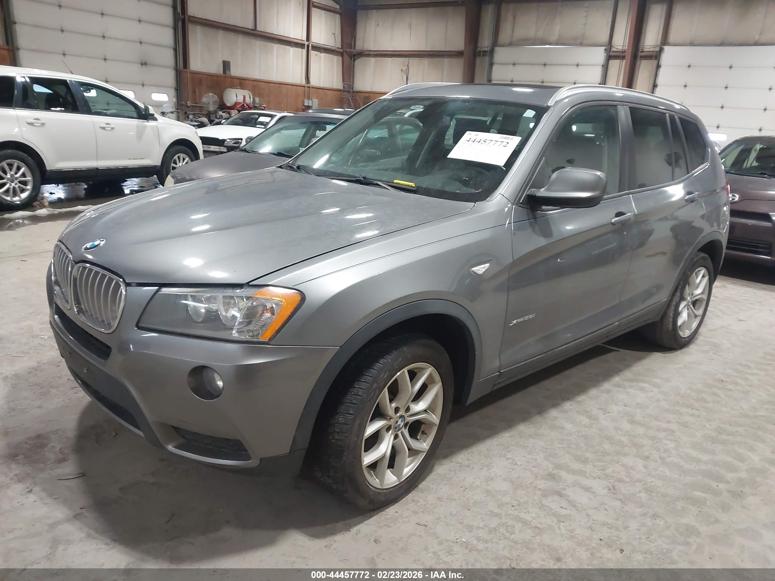 BMW X3 image 2
