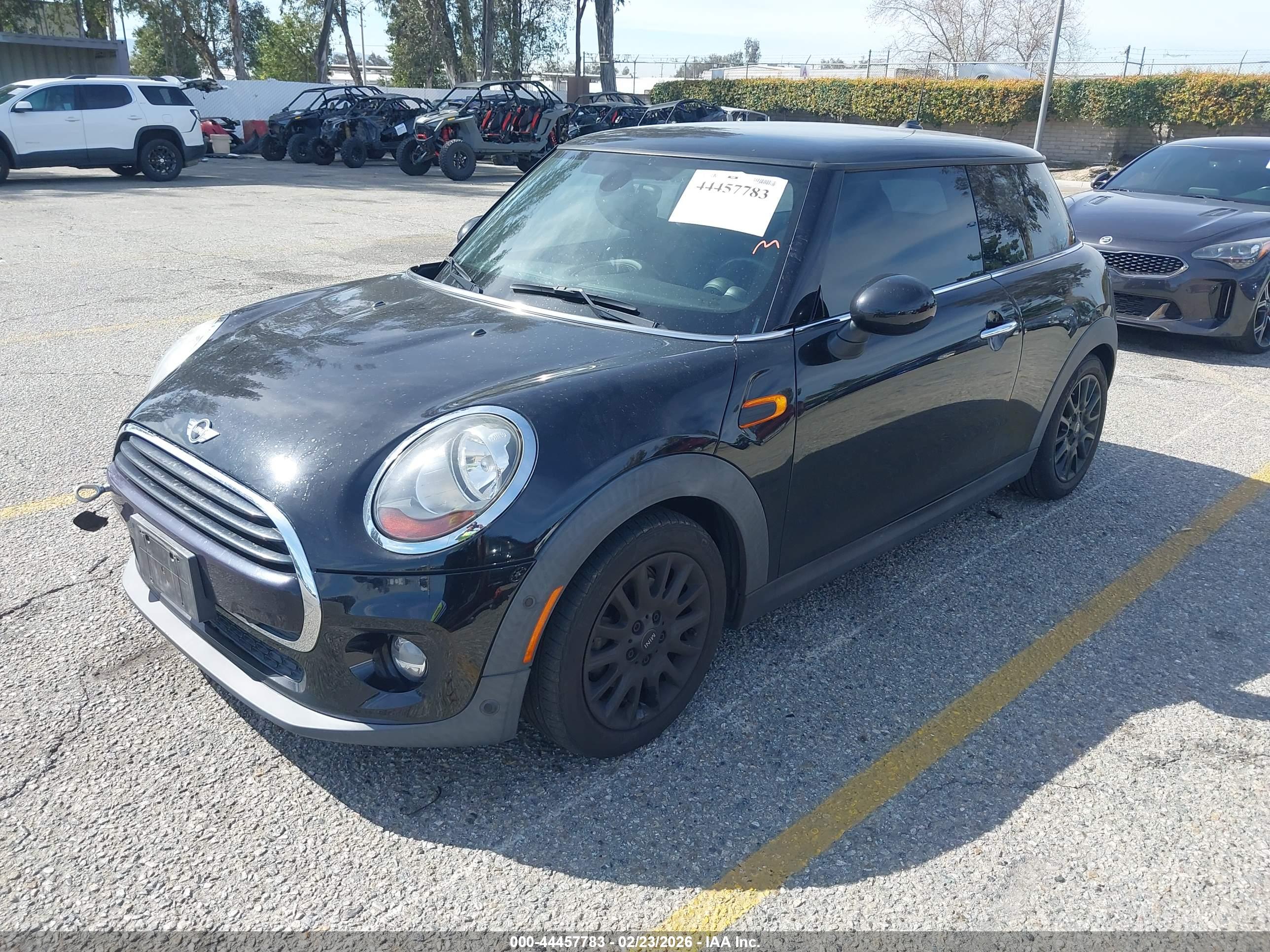 MINI HARDTOP image 2