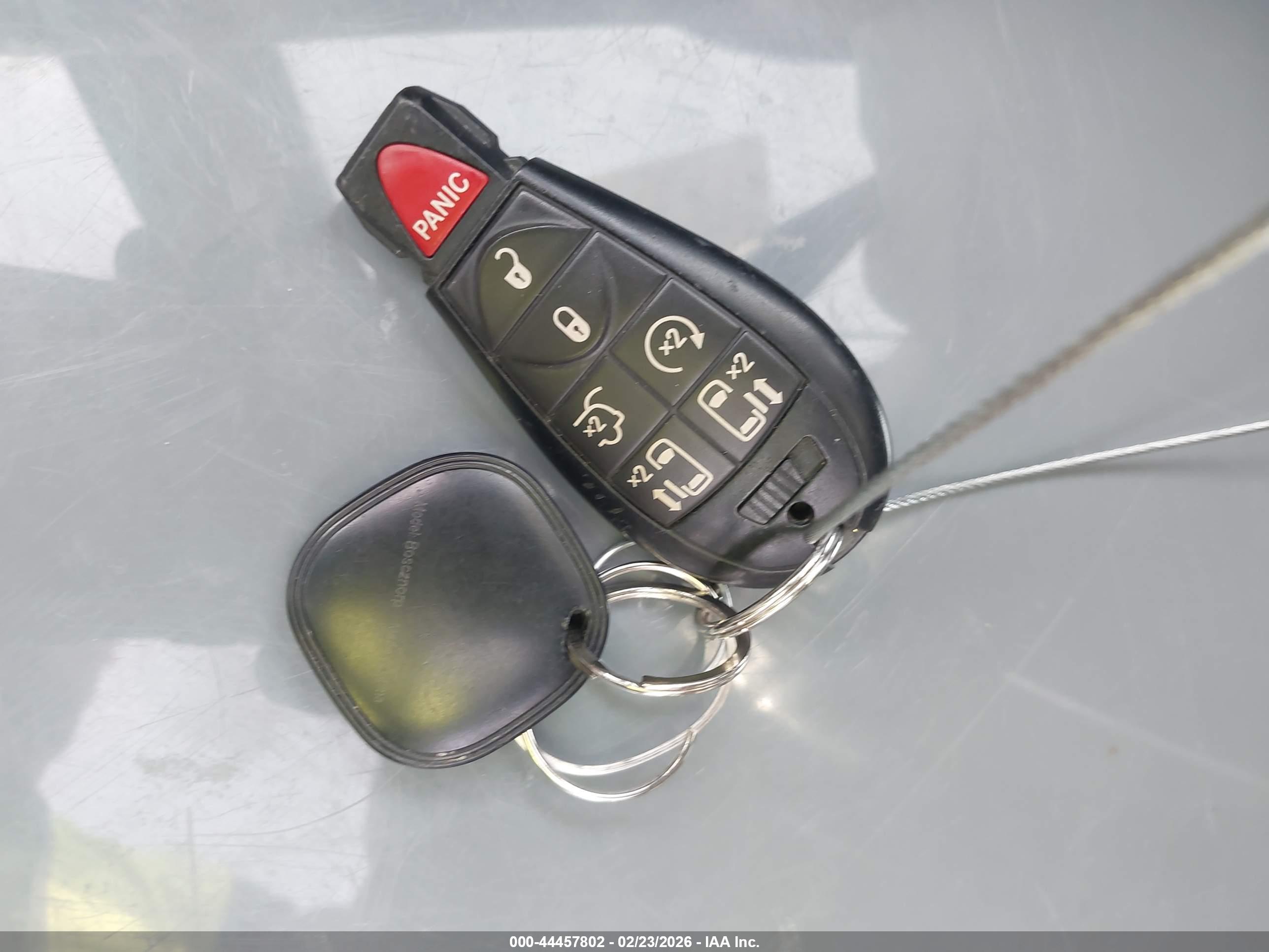 CHRYSLER TOWN image 11
