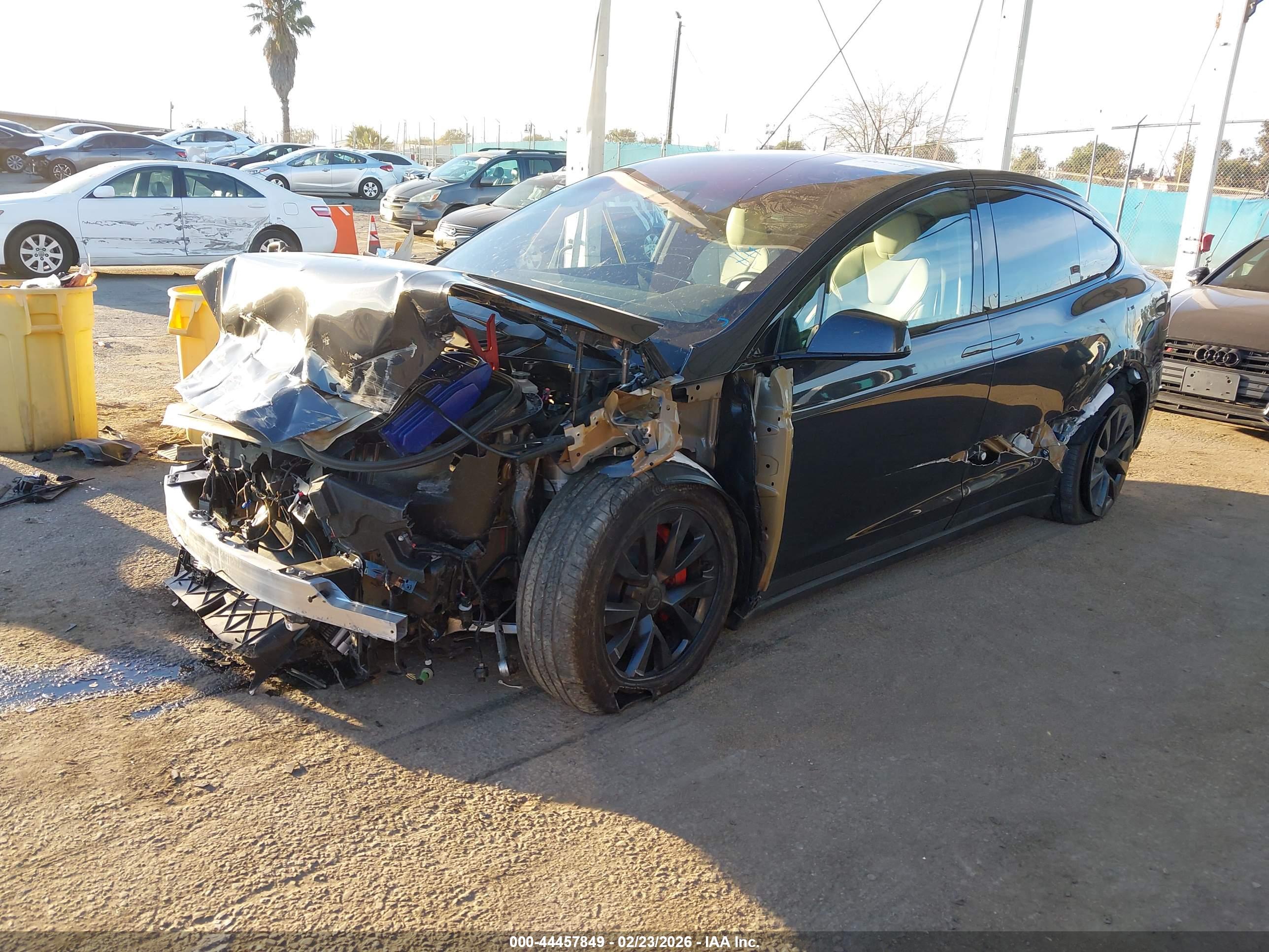 TESLA MODEL image 2