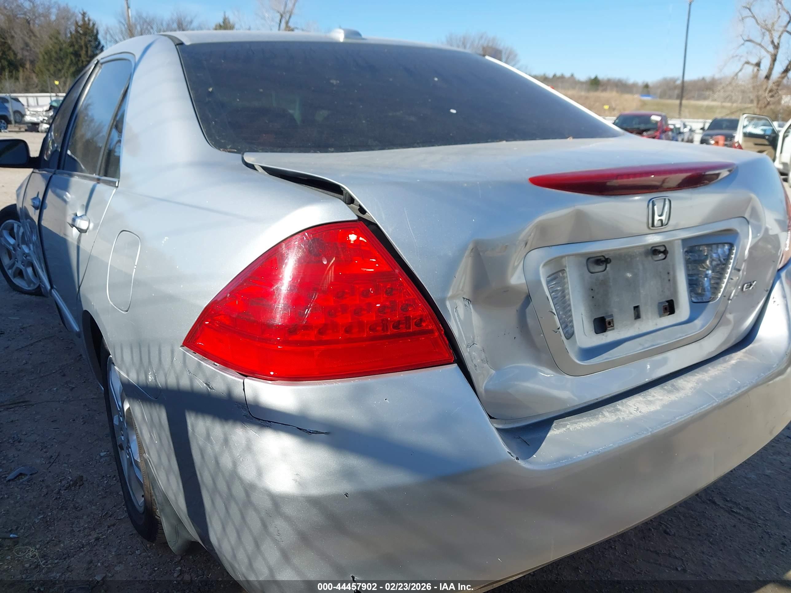 HONDA ACCORD image 6