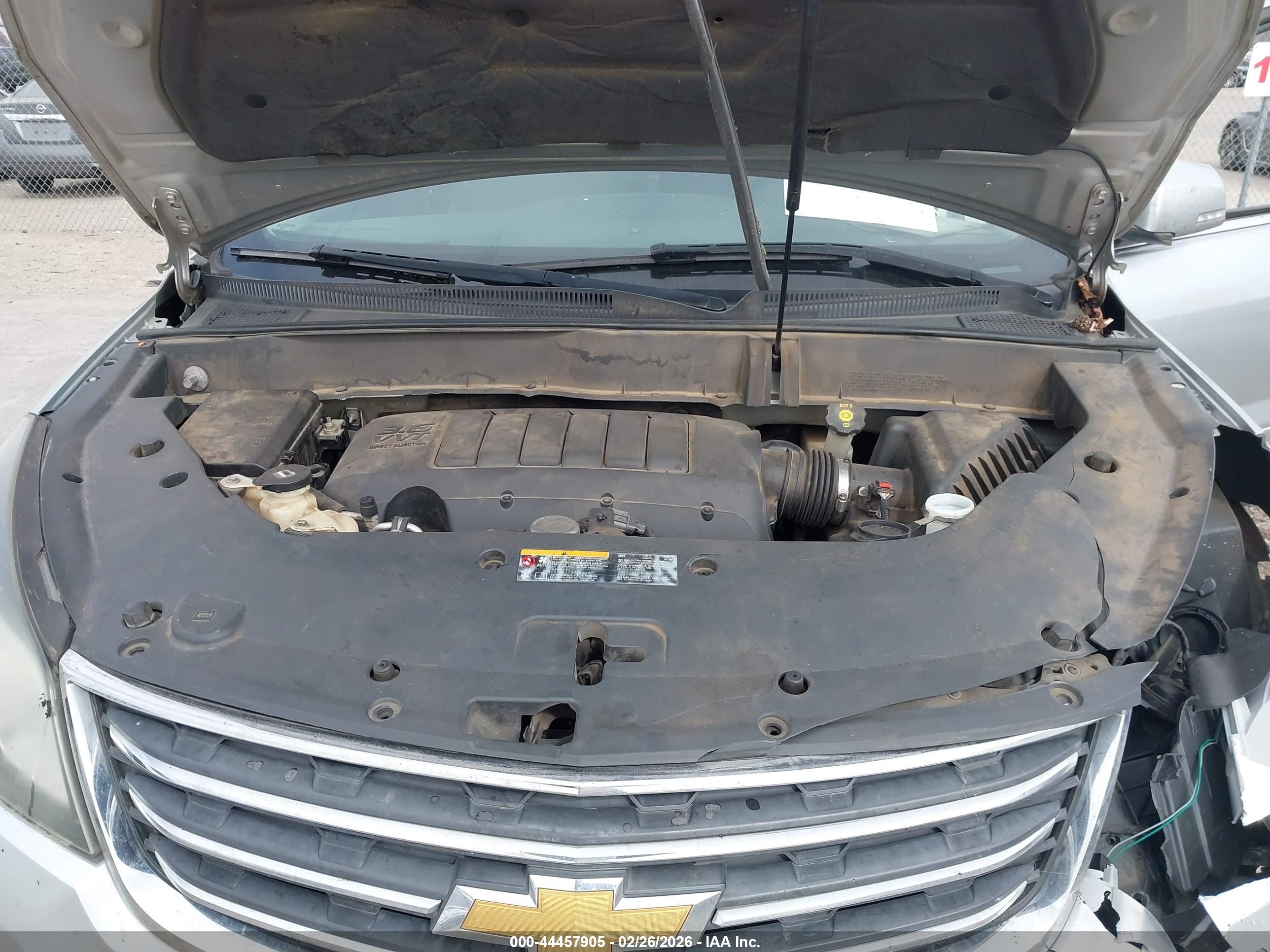 CHEVROLET TRAVERSE image 10
