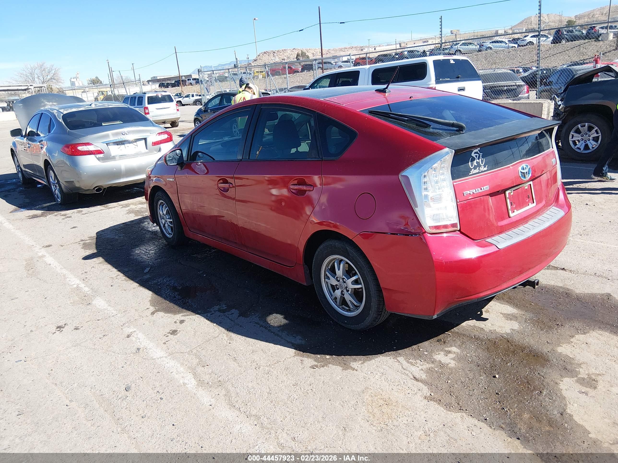 TOYOTA PRIUS image 3