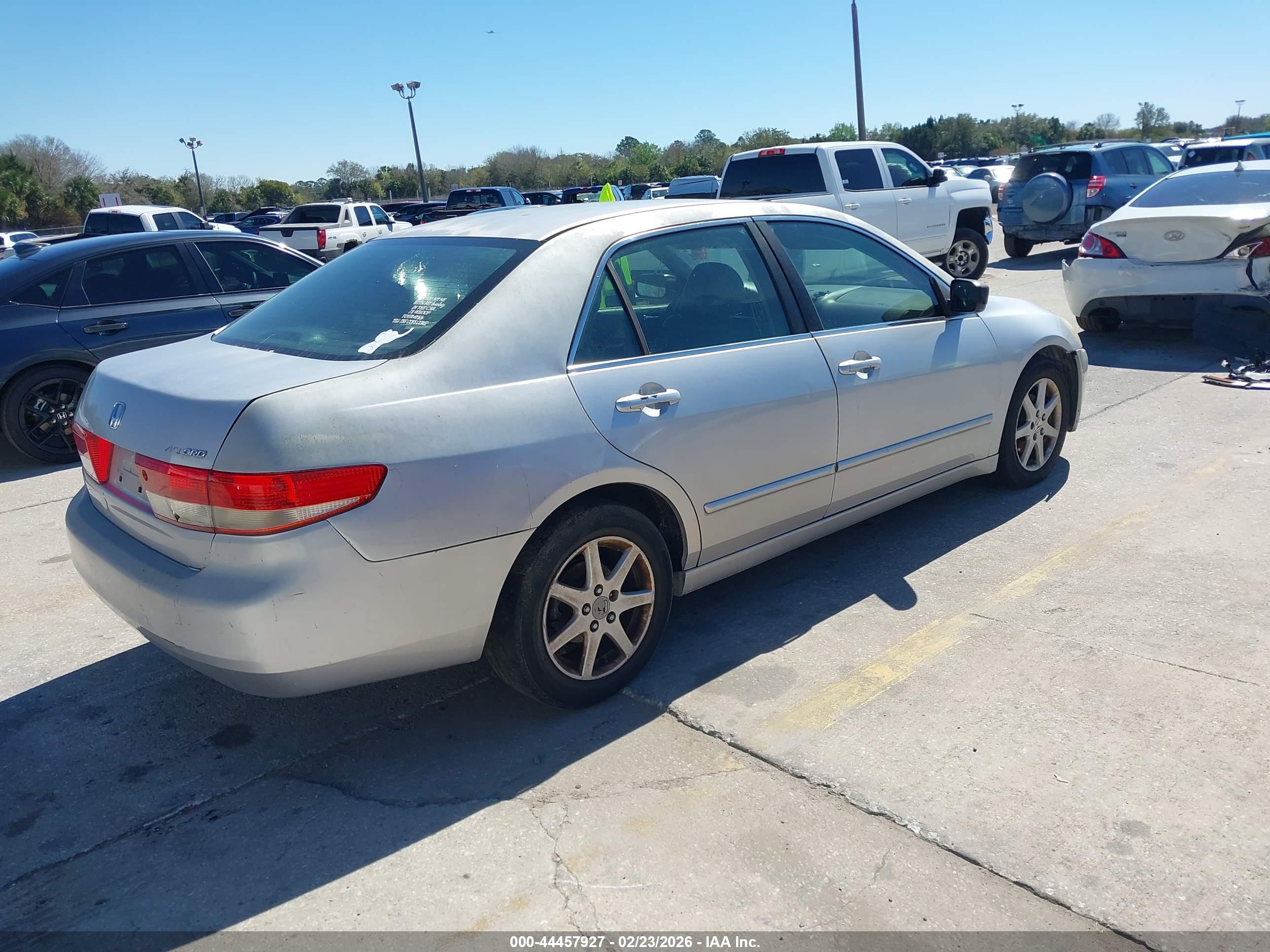 HONDA ACCORD image 4