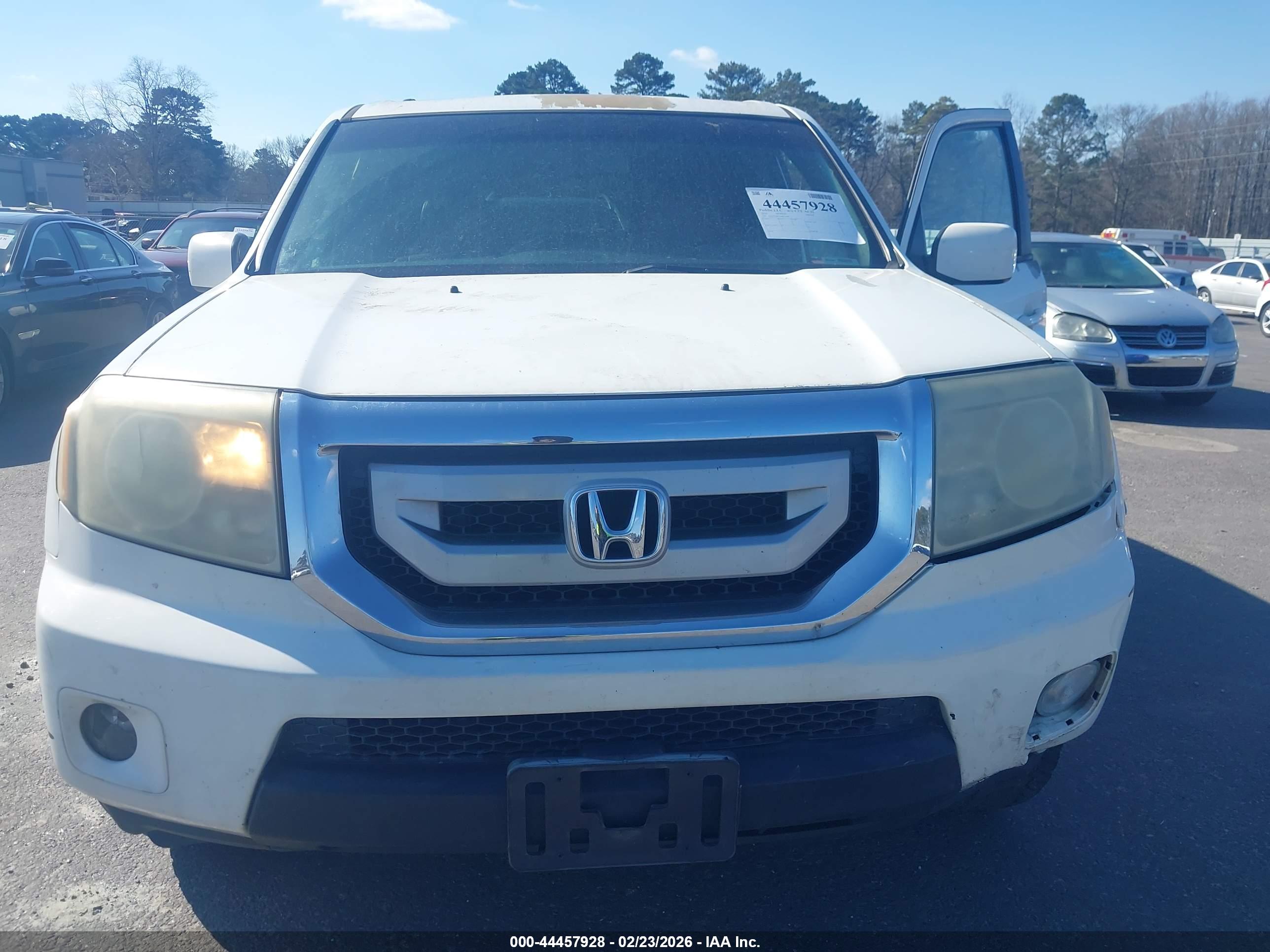 HONDA PILOT image 6