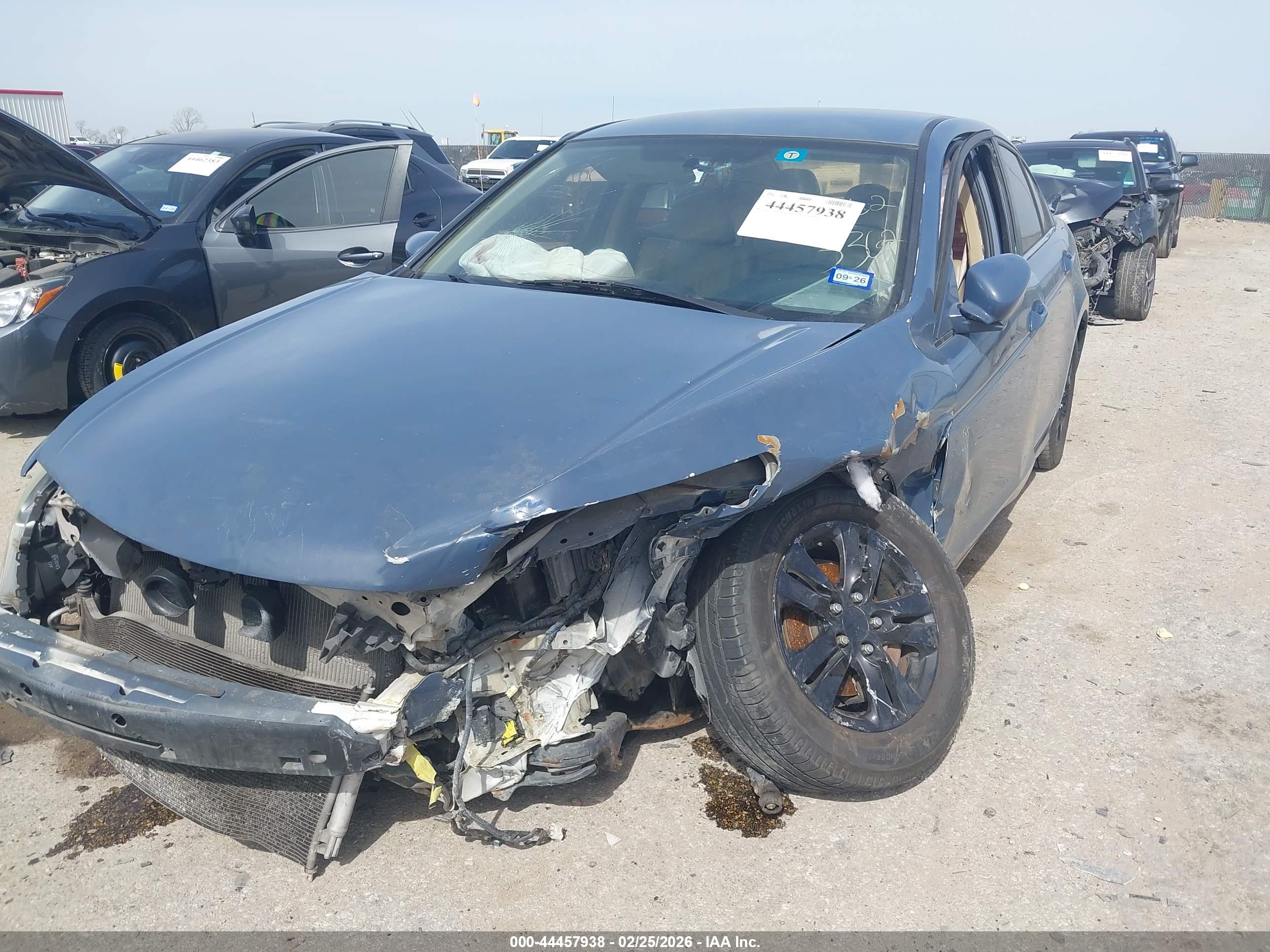 HONDA ACCORD image 2