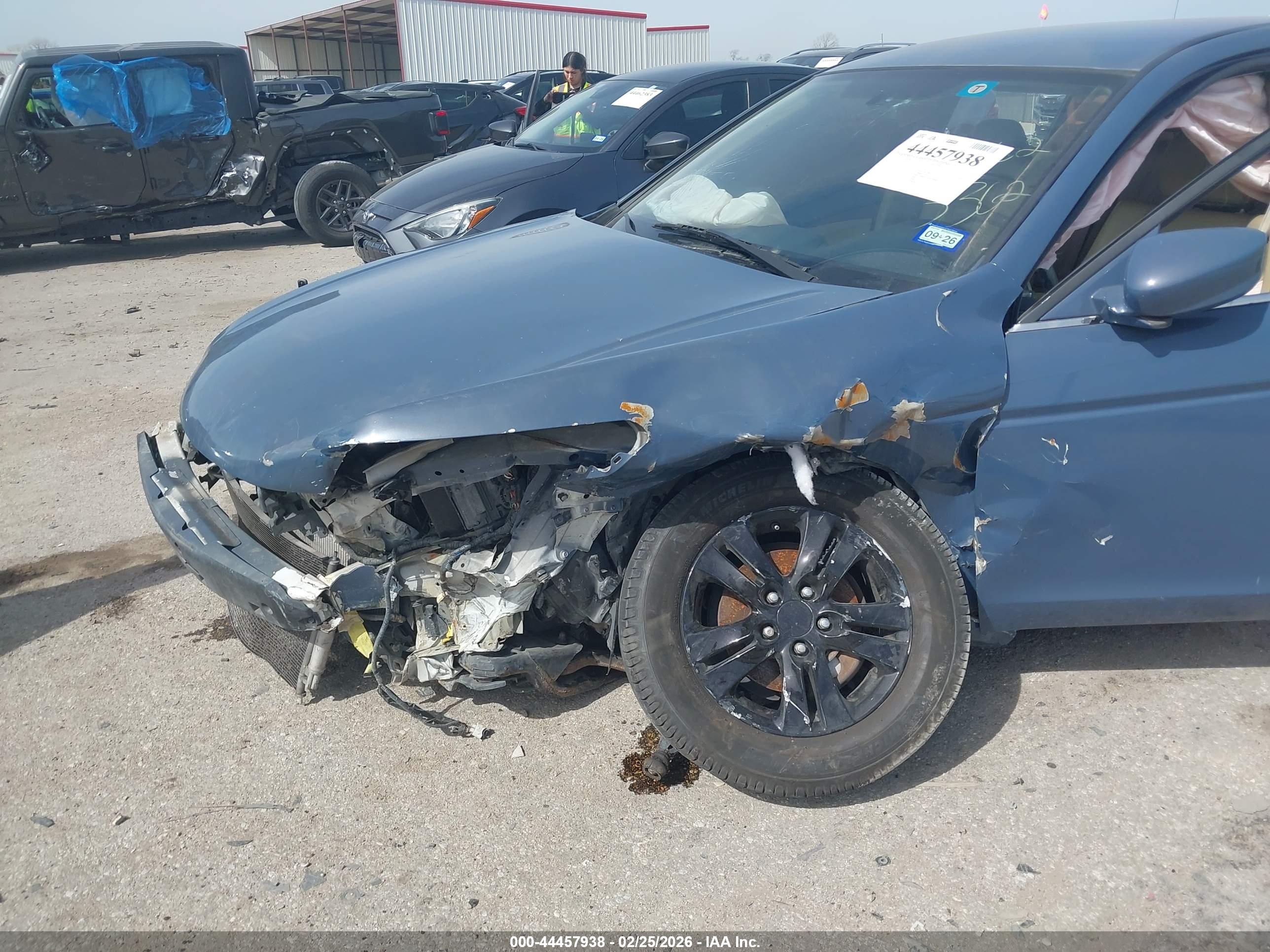 HONDA ACCORD image 6