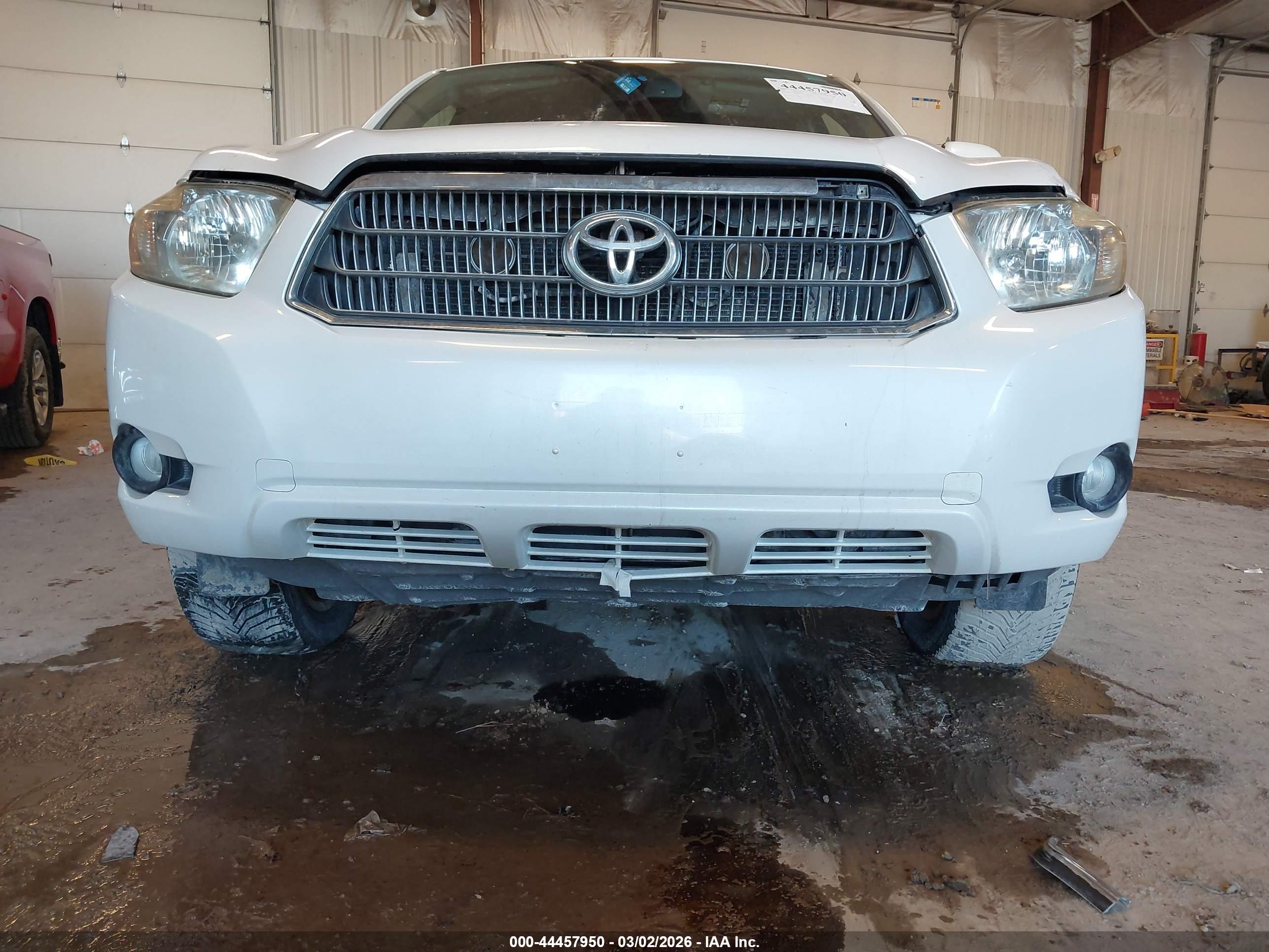 TOYOTA HIGHLANDER image 6