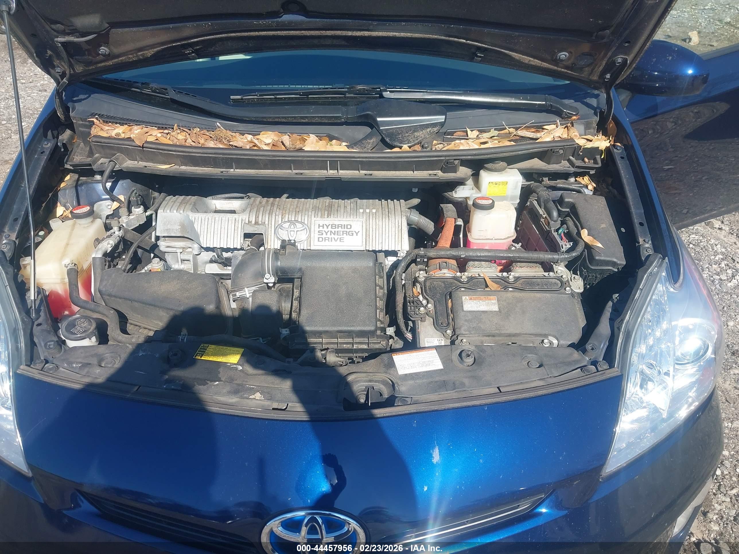TOYOTA PRIUS image 10