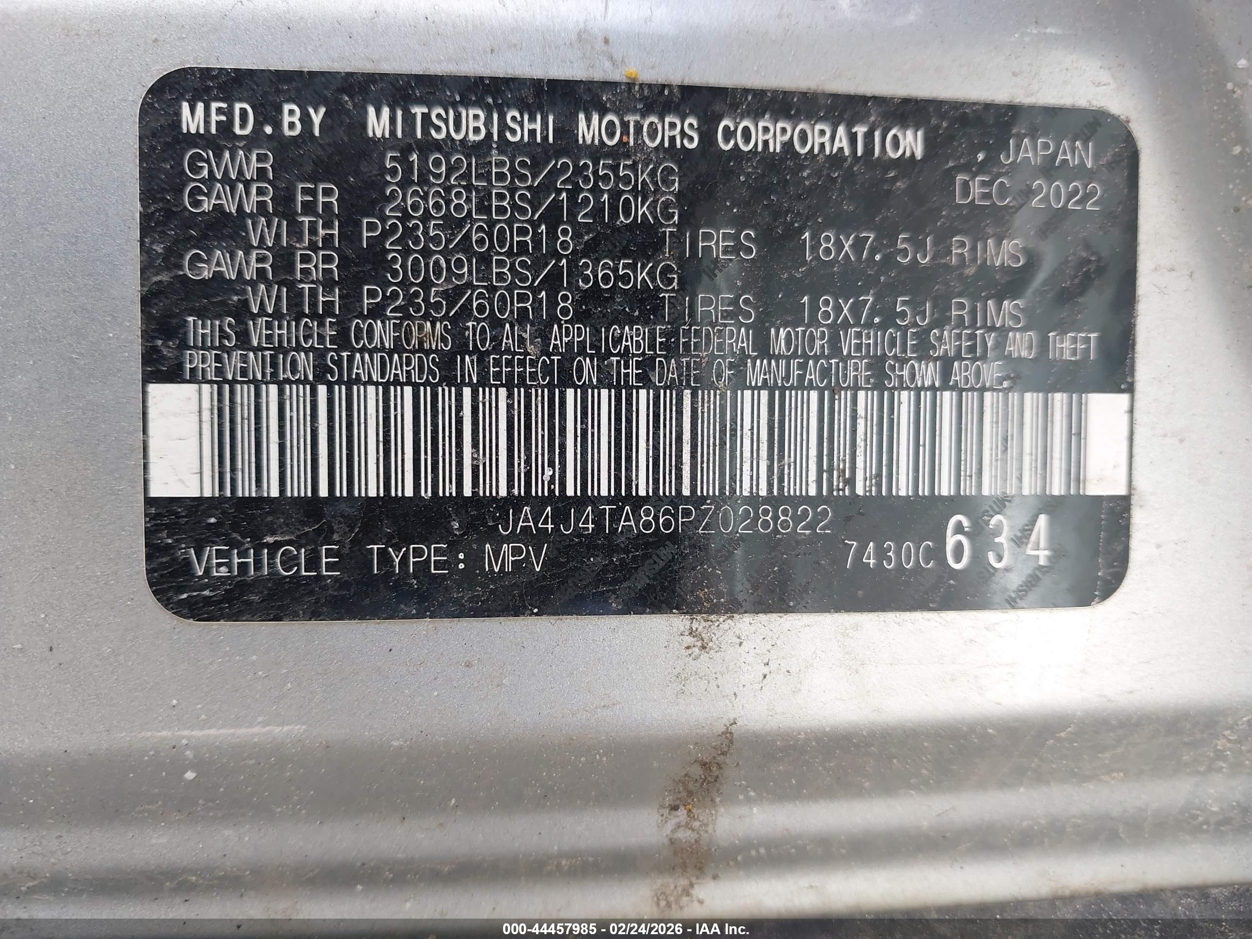 MITSUBISHI OUTLANDER image 9