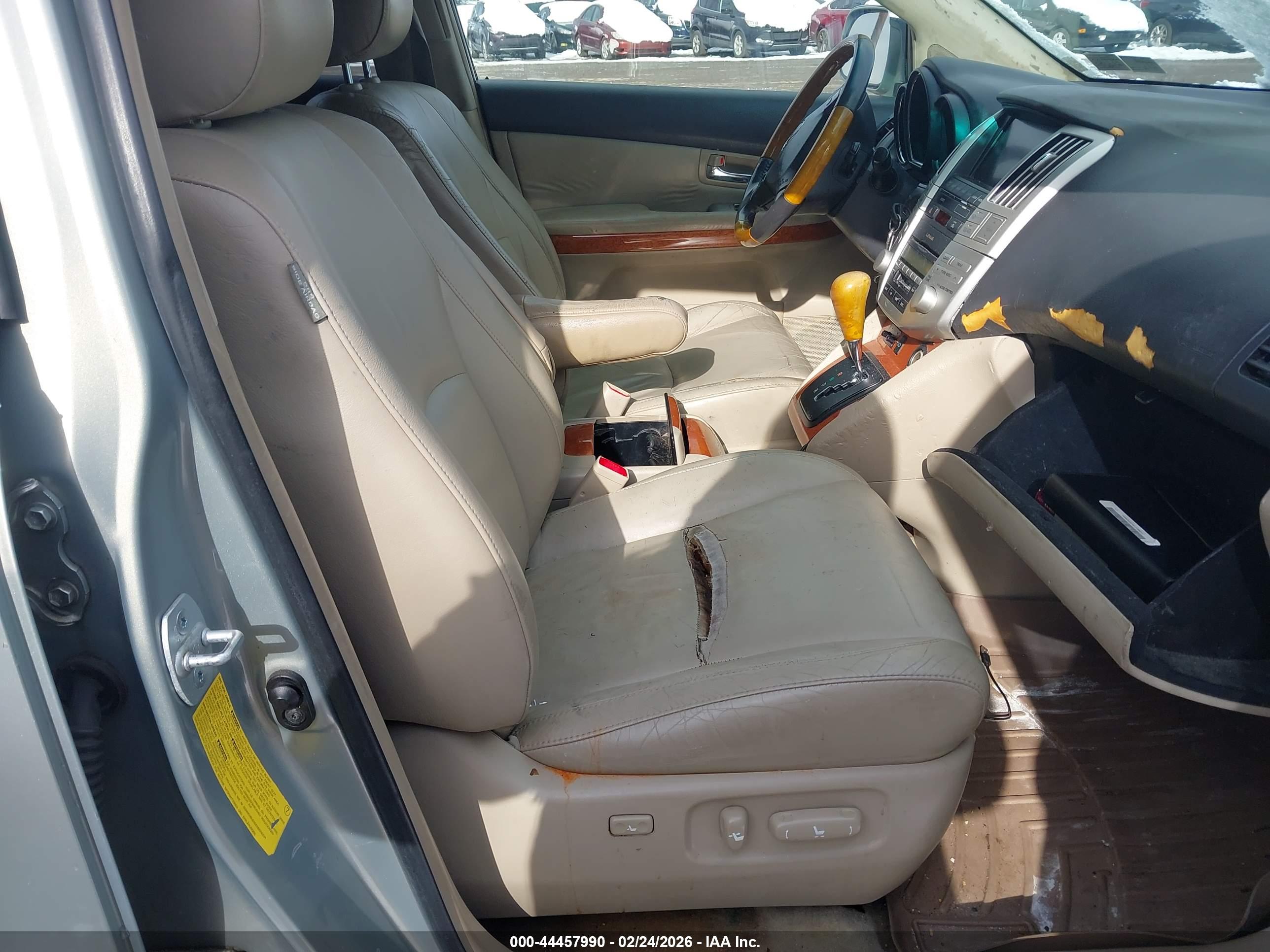 LEXUS RX image 5
