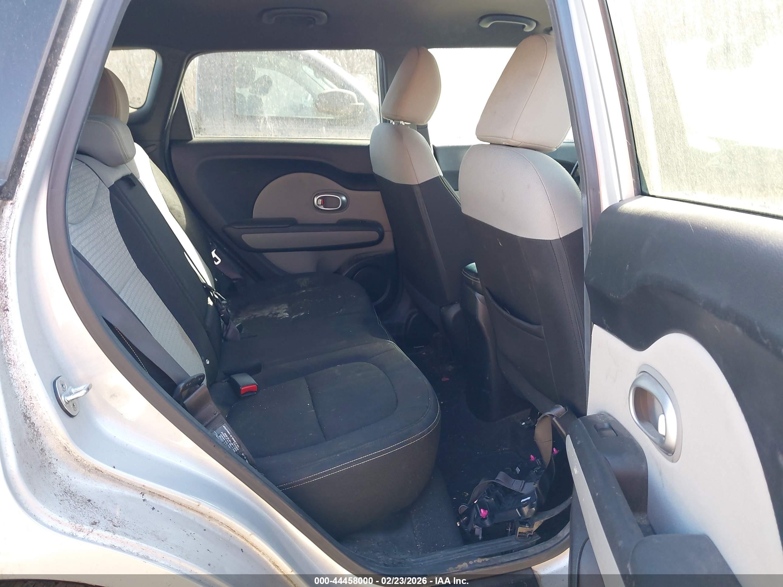 KIA SOUL image 8