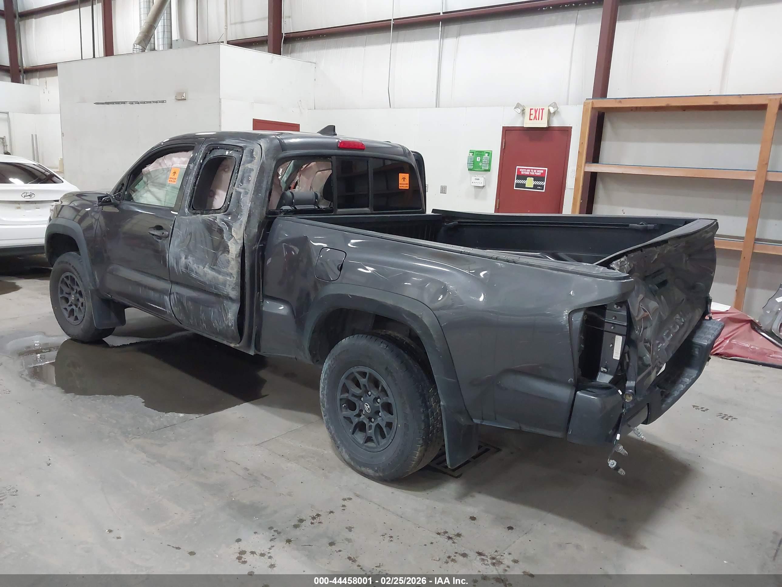 TOYOTA TACOMA image 3