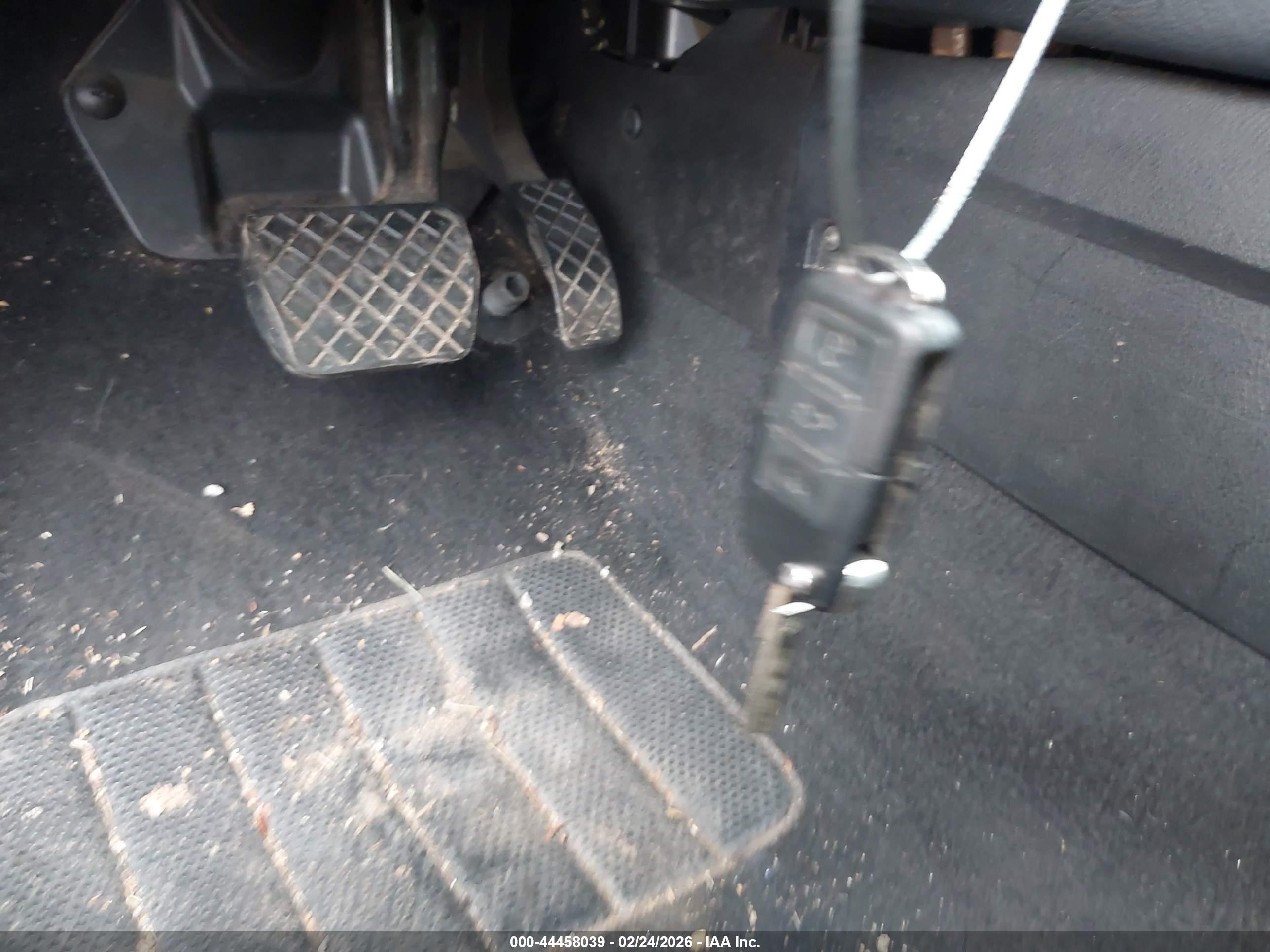 VOLKSWAGEN GOLF image 11