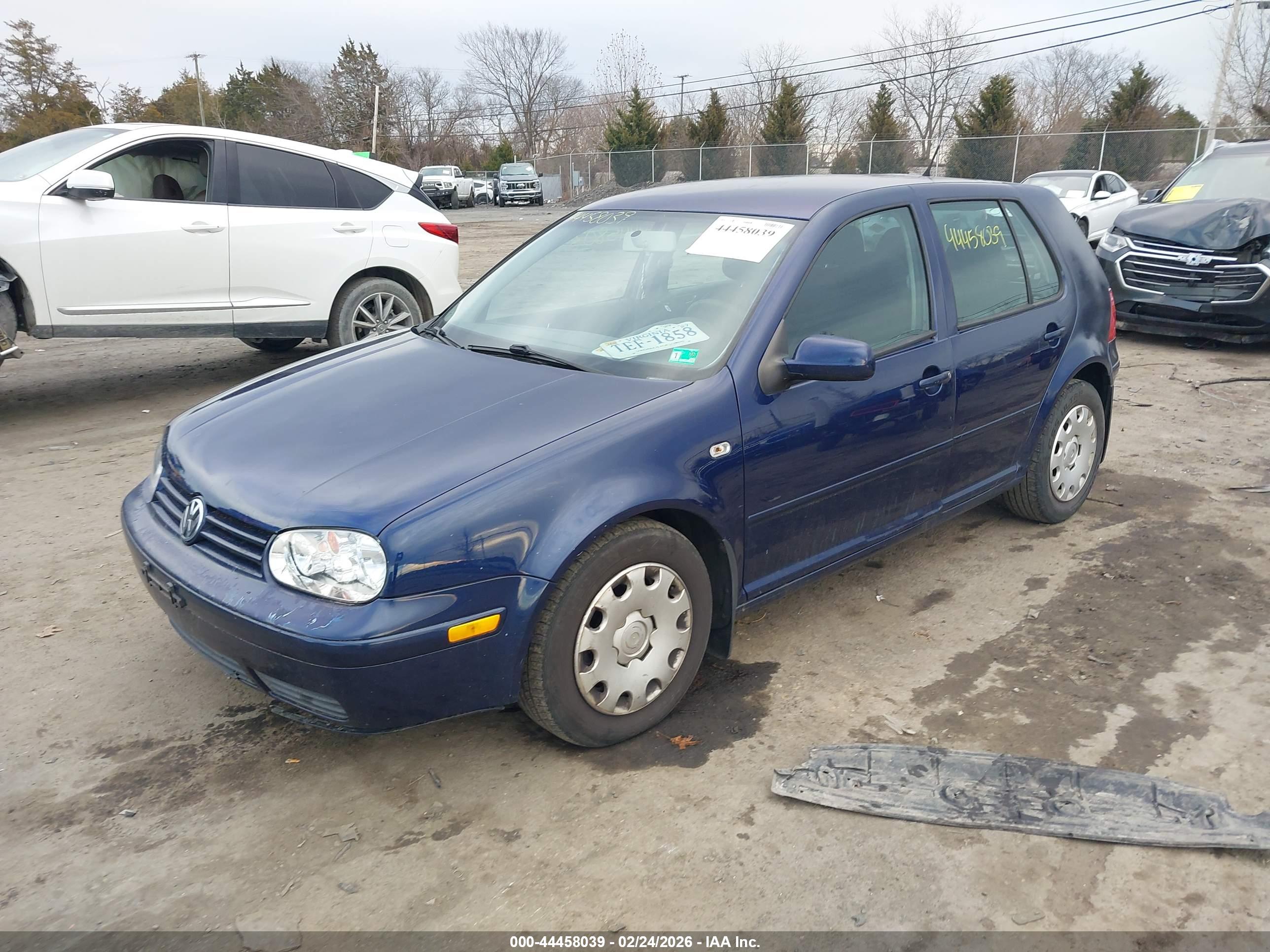 VOLKSWAGEN GOLF image 2