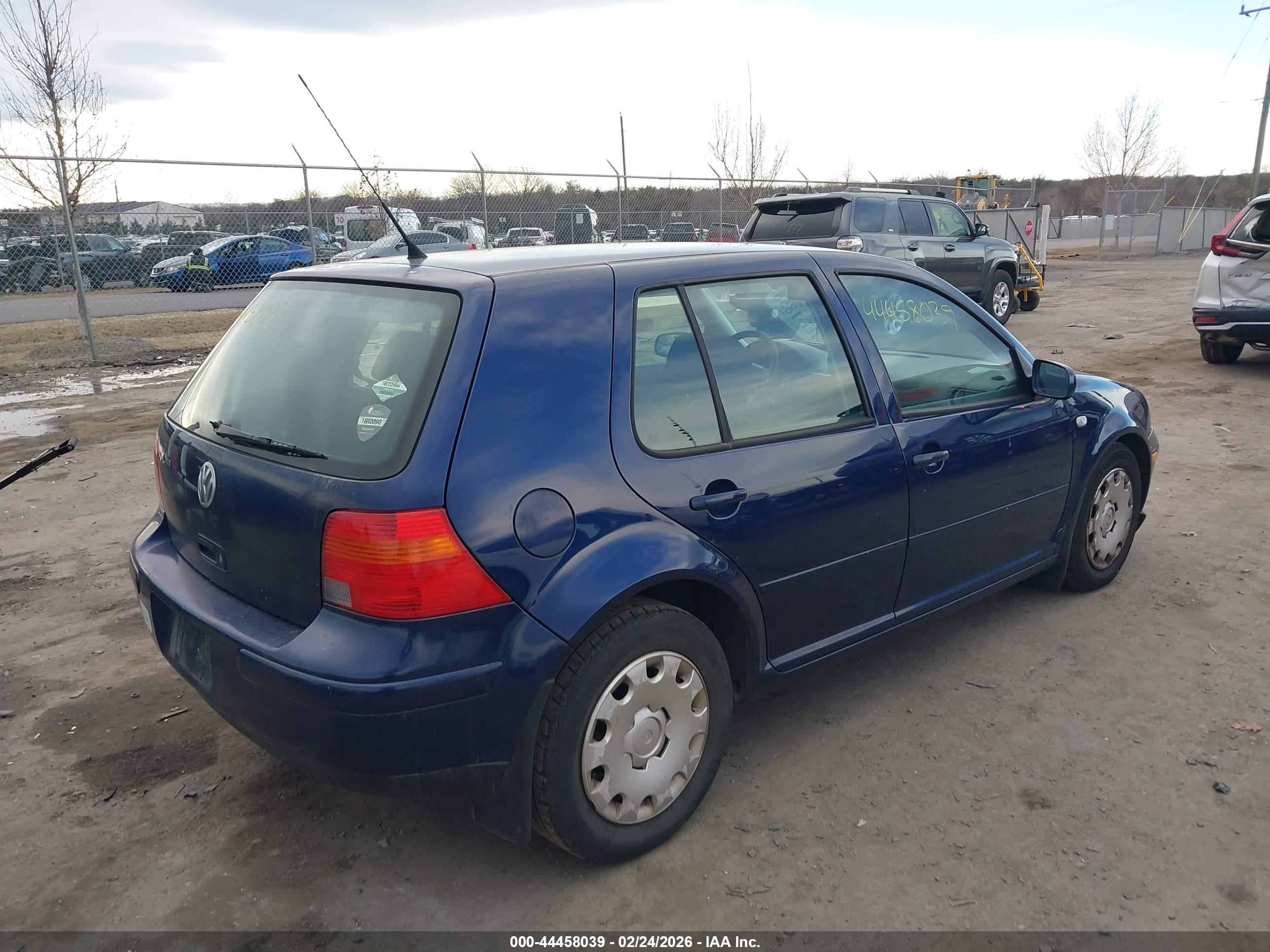 VOLKSWAGEN GOLF image 4