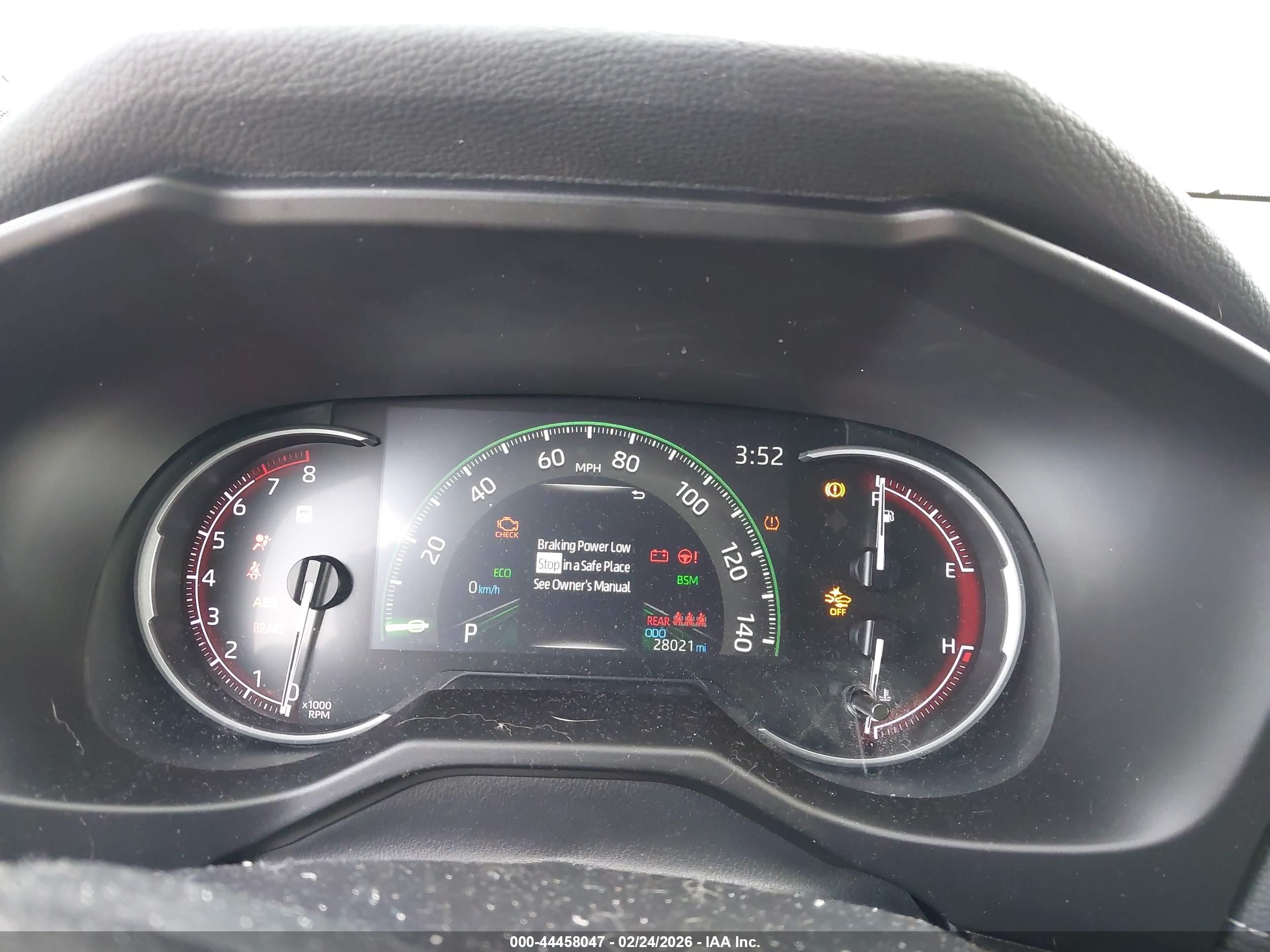 TOYOTA RAV4 image 7